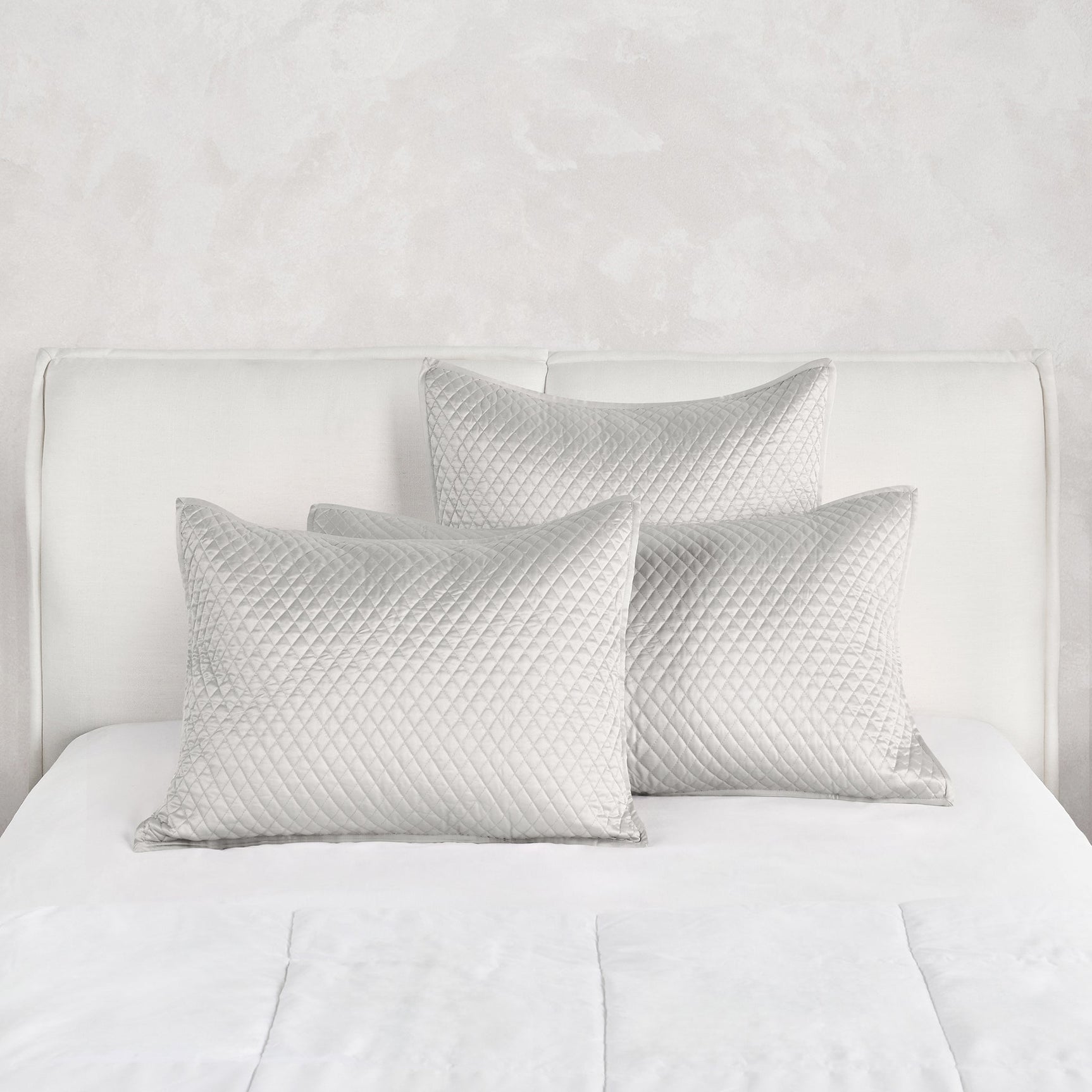 Diamond Silver Quilt Collection - Ornate Home