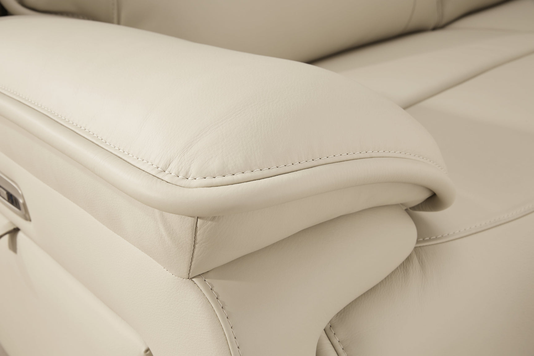 Double Deal Almond 5-Piece Power Reclining Sectional (Online Special Price) - Ornate Home
