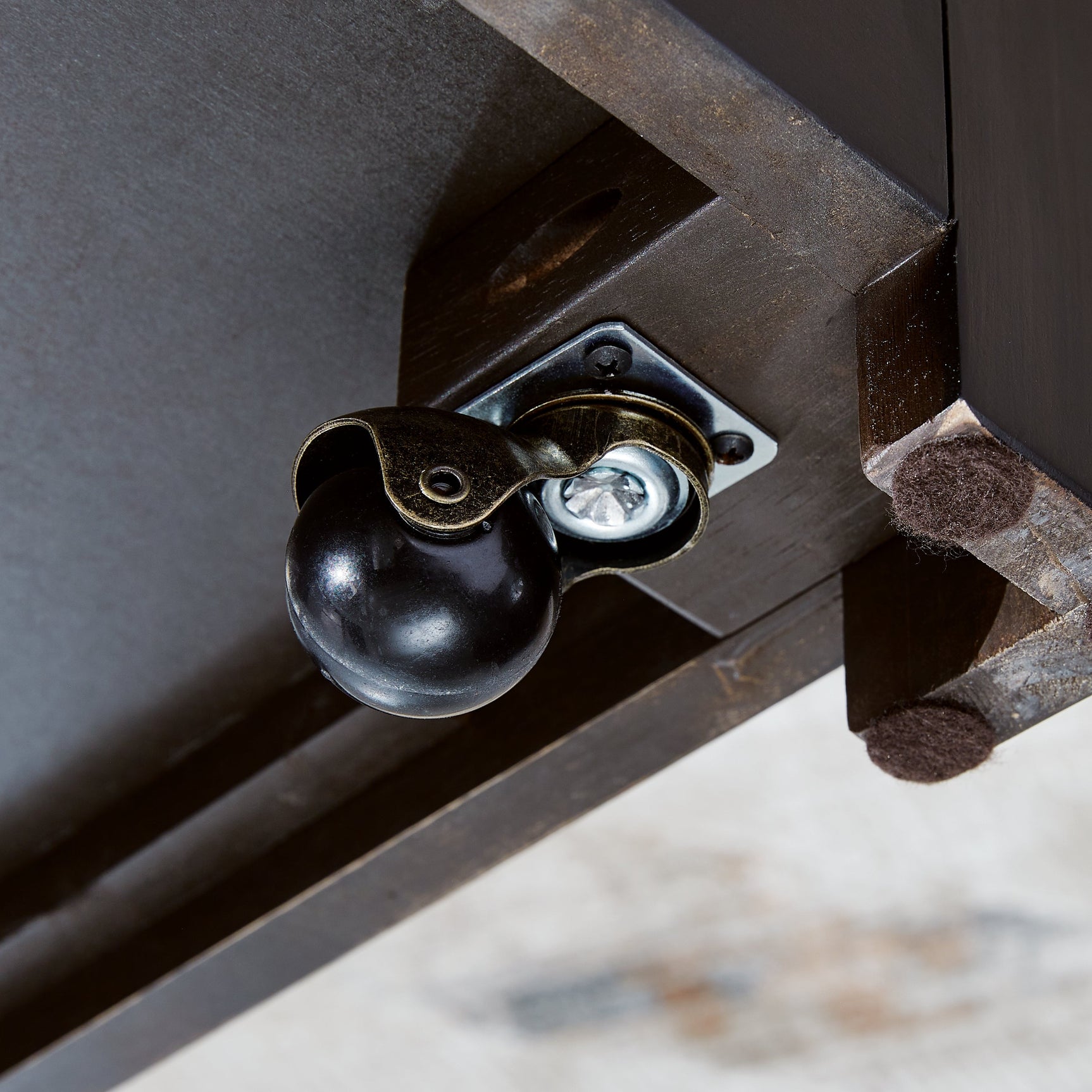 Drazmine Brown Lift-Top Coffee Table (Online Special Price) - Ornate Home