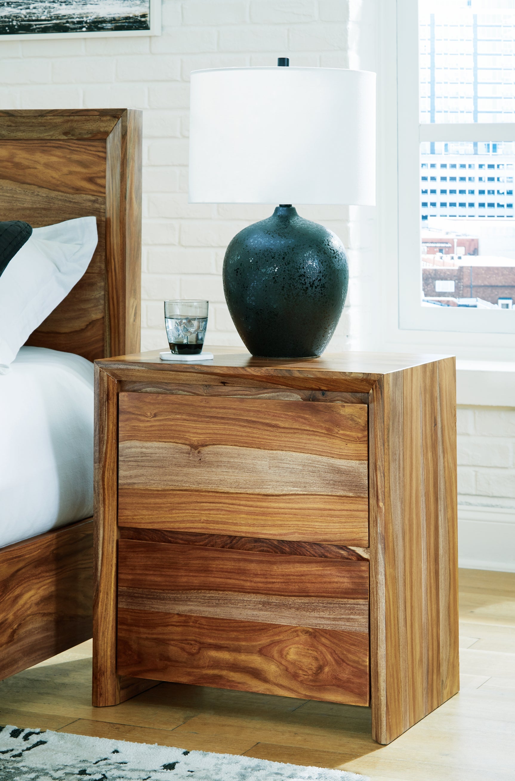 Dressonni Brown Queen Panel Bed, Dresser, Mirror and Nightstand (Online Special Price) - Ornate Home
