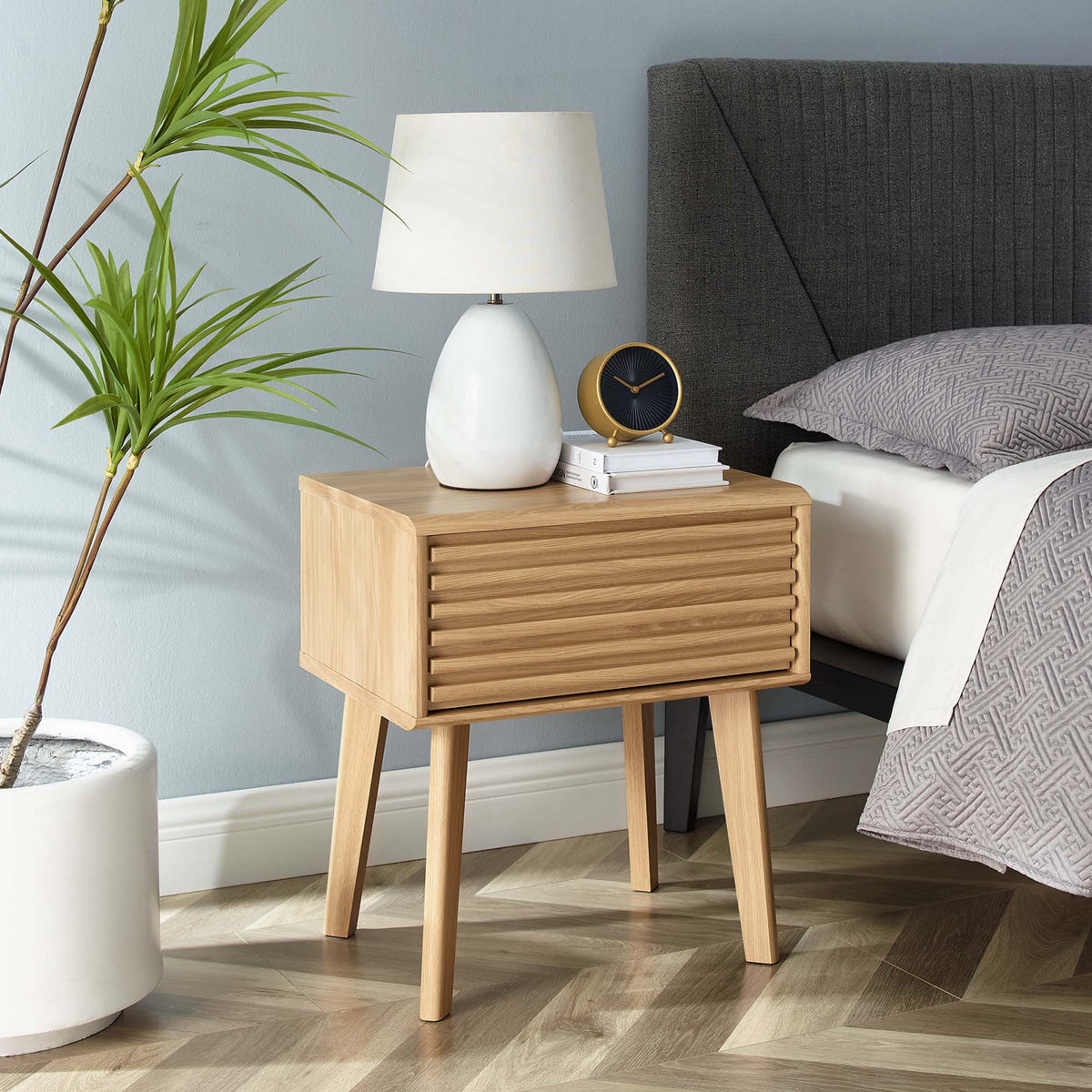 Render Oak End Table