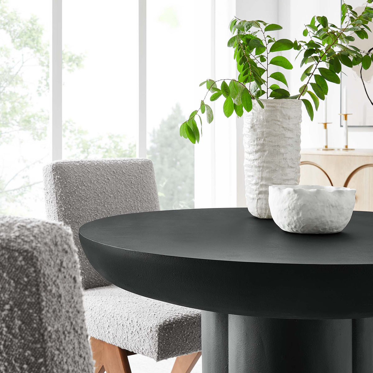 Caspian Black 40" Round Concrete Dining Table