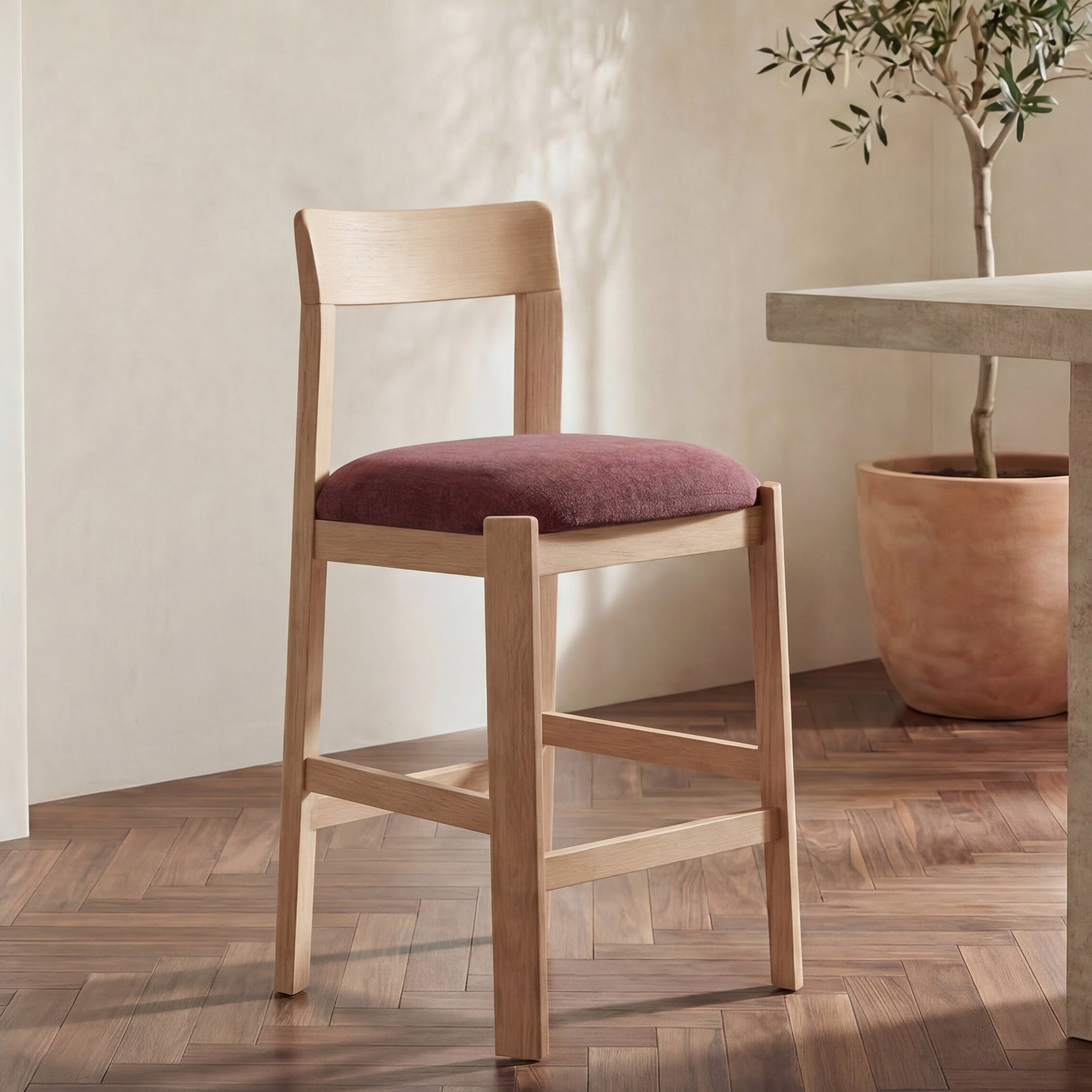 Oli Berry/Natural Counter Stool
