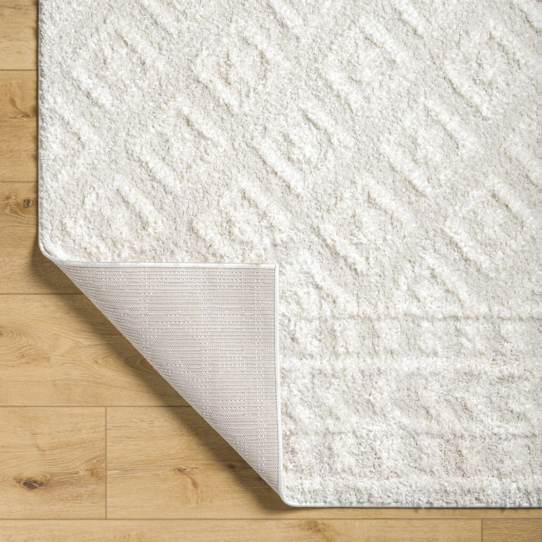 Eivin Cream Diamonds Plush Rug - Ornate Home
