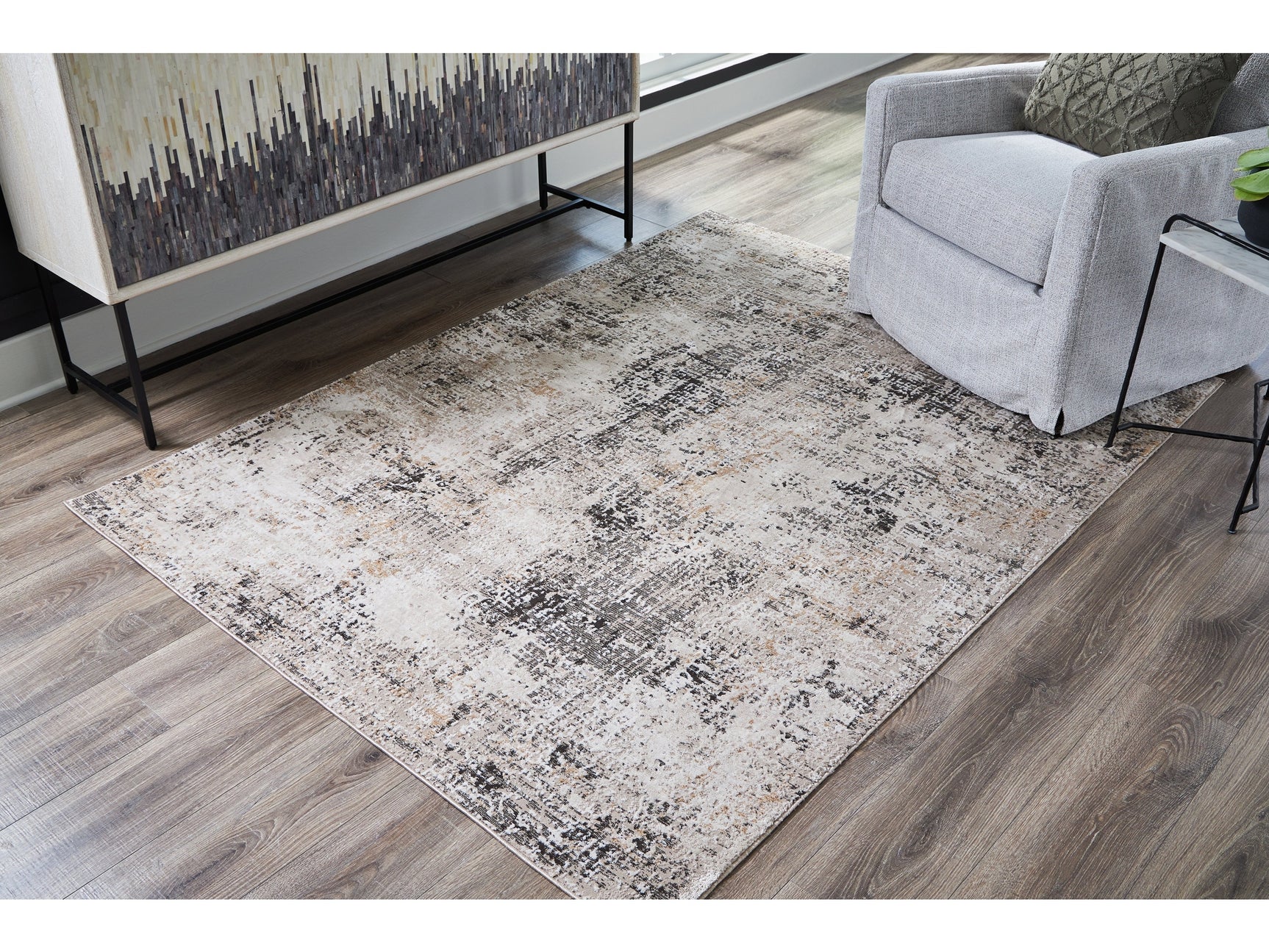 Elaning Black/Gray/Cream Medium Rug - Ornate Home