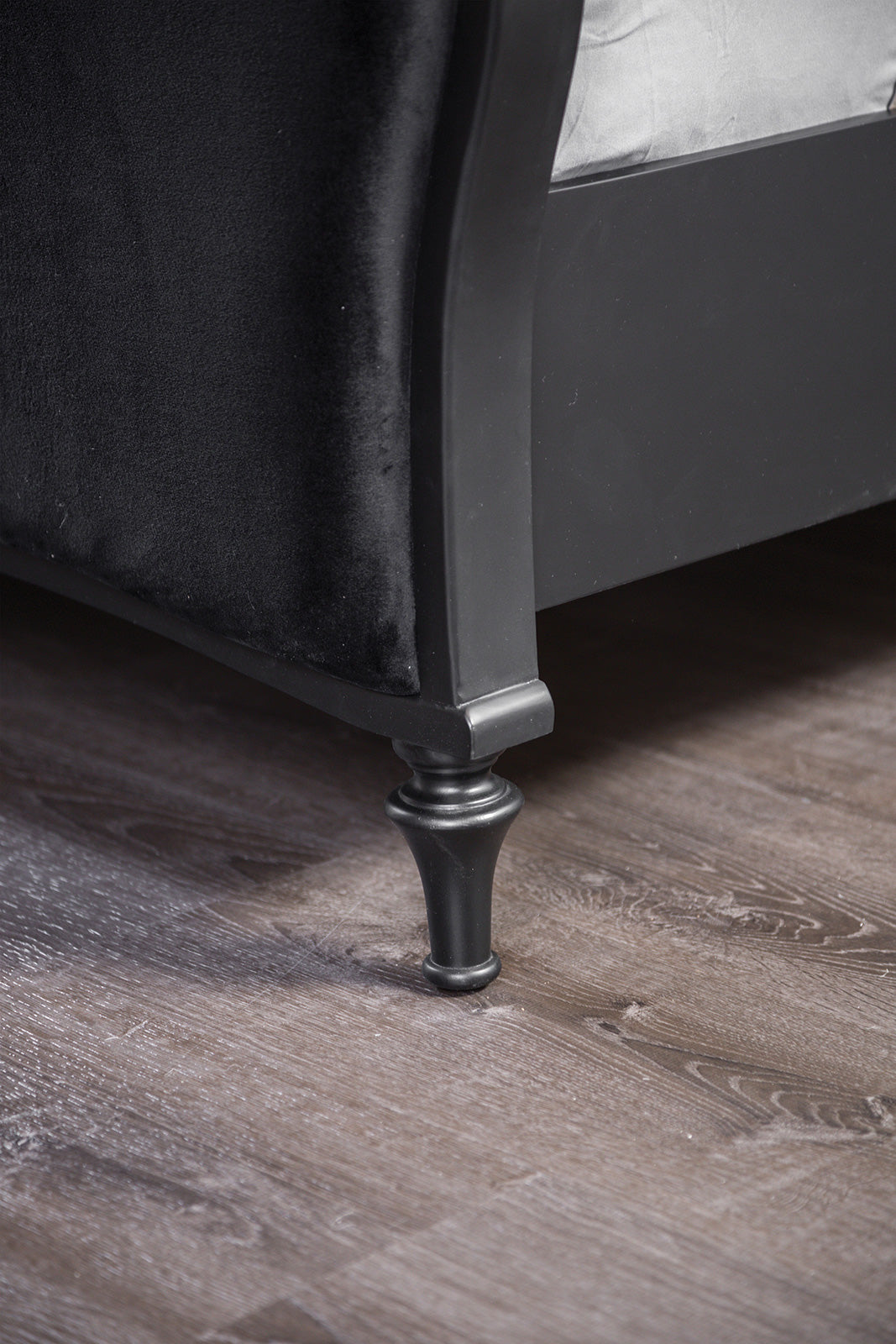 Eleanora Black Eastern King Bed - Ornate Home