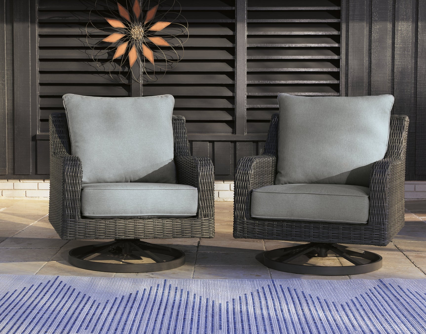 Elite Park Gray Outdoor Swivel Lounge w/ Cushion - Ornate Home