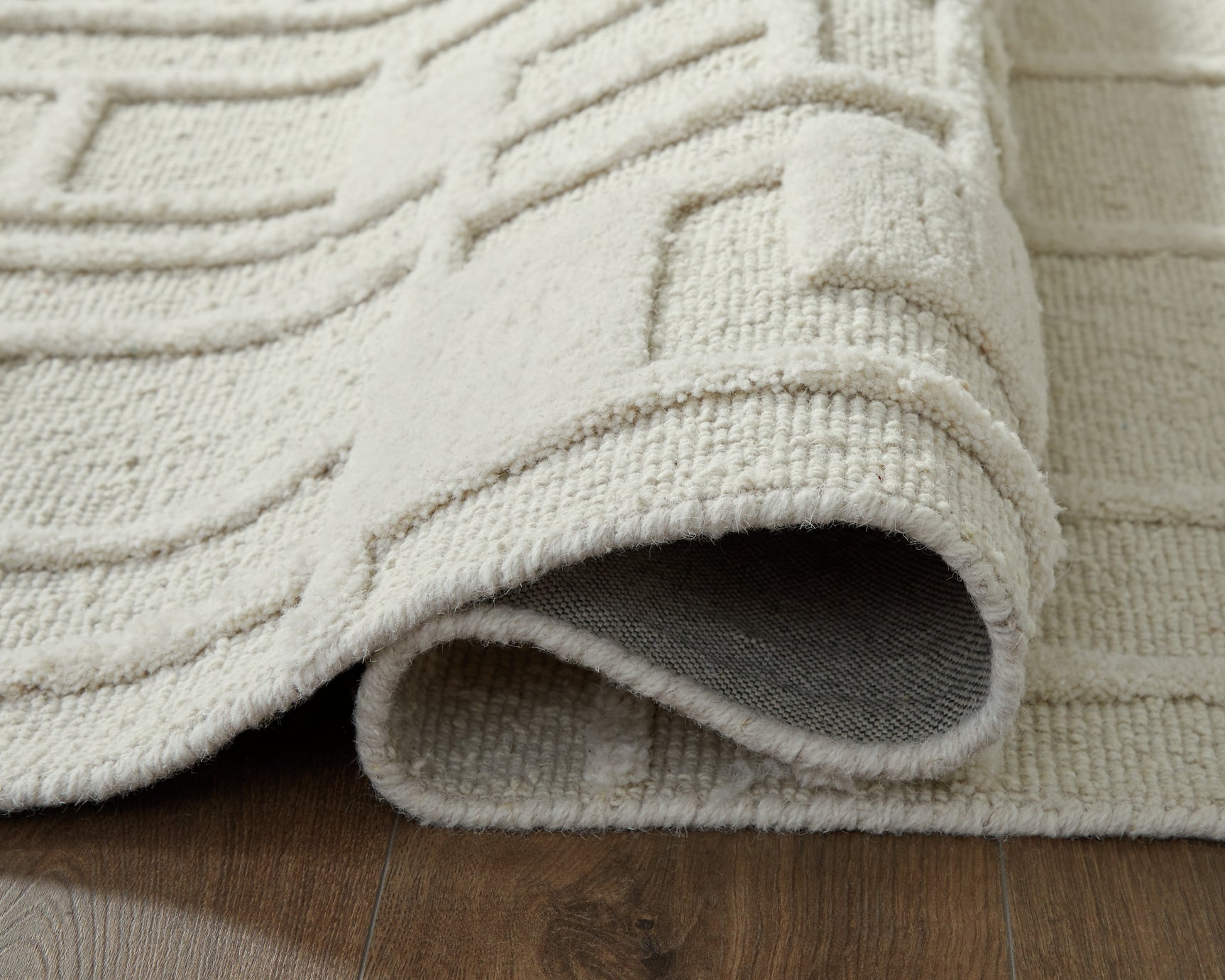 Empriss Ivory Large Rug - Ornate Home