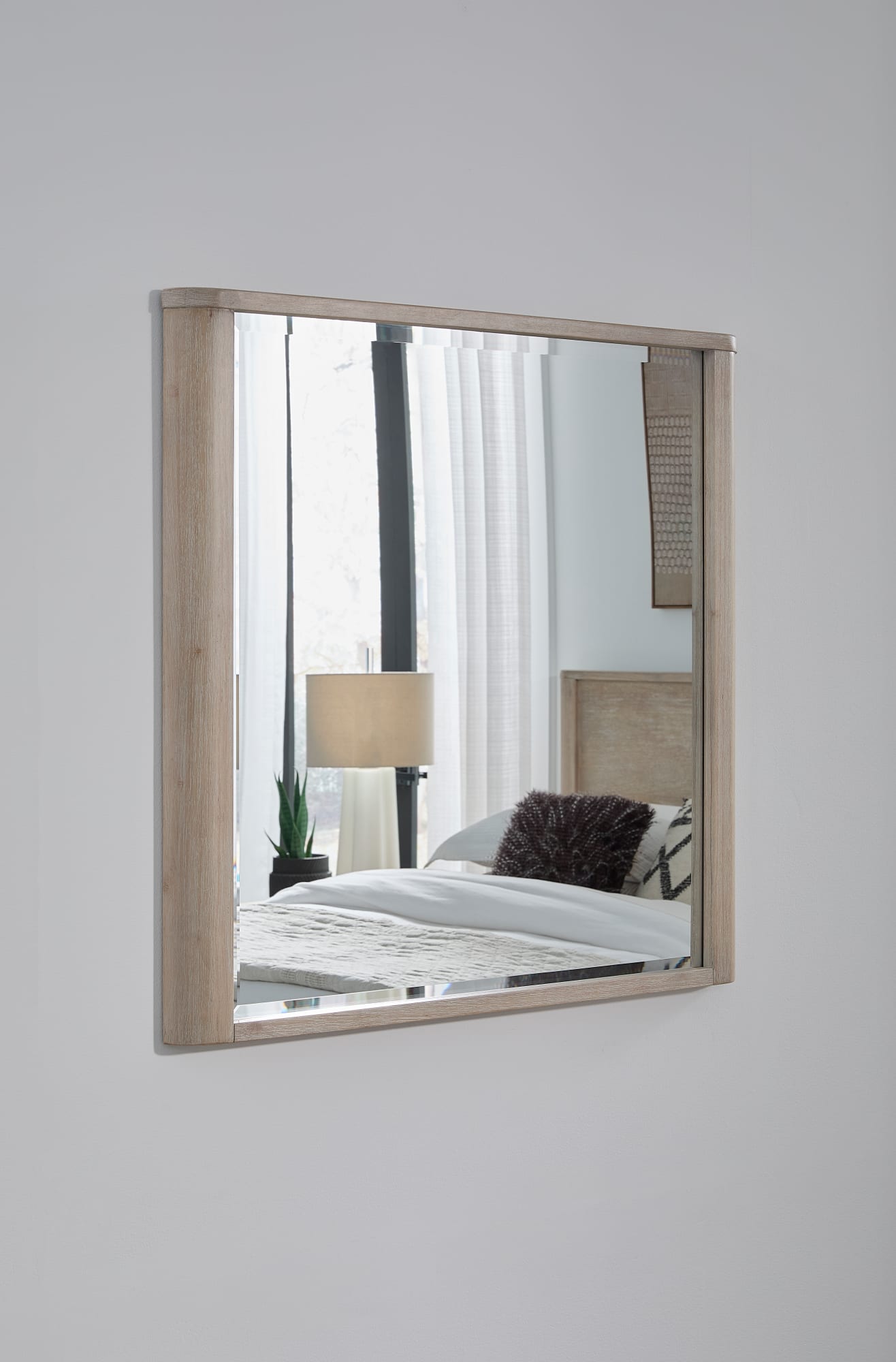Evelyn Saltwood Dresser Mirror - Ornate Home