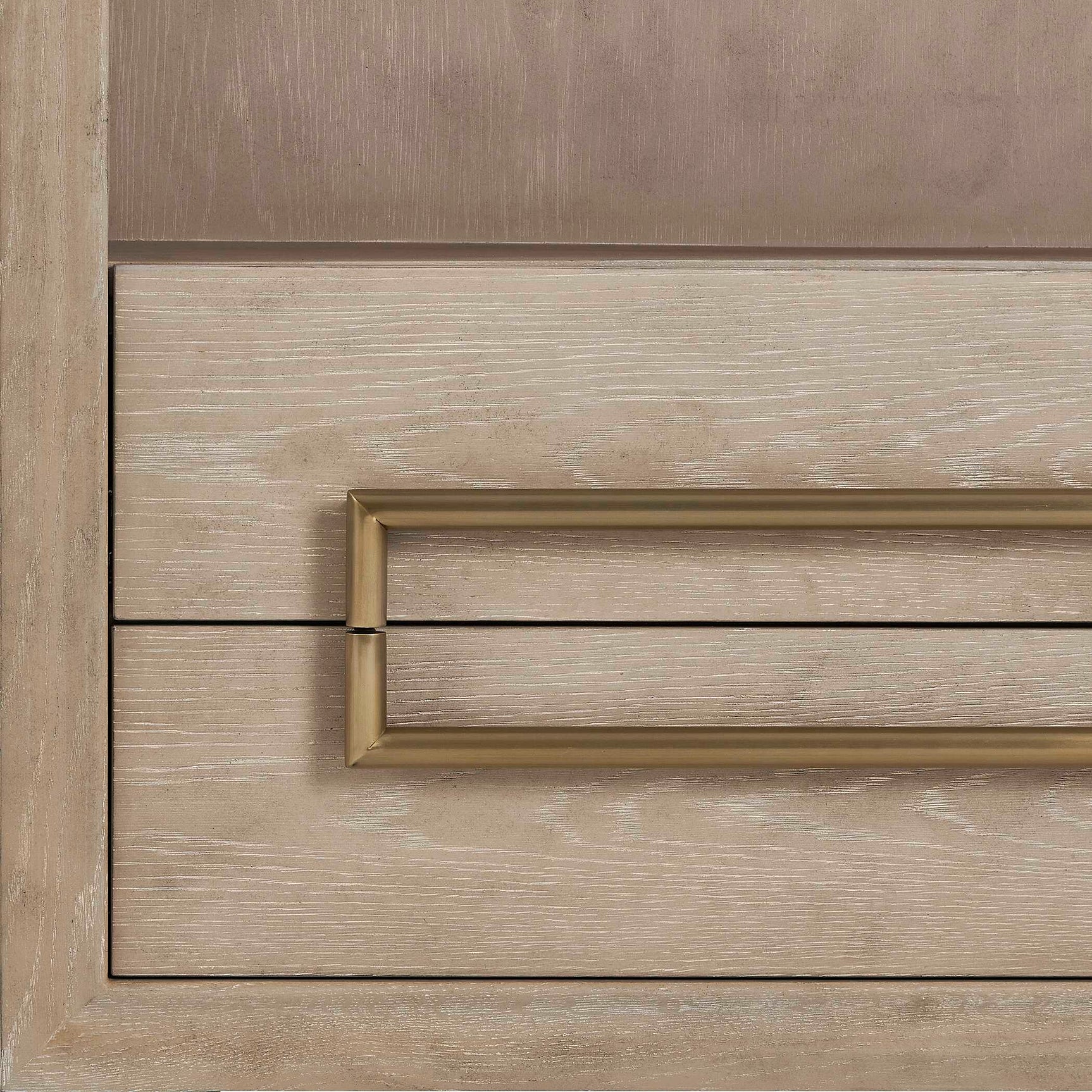Alessia Light Oak Etagere