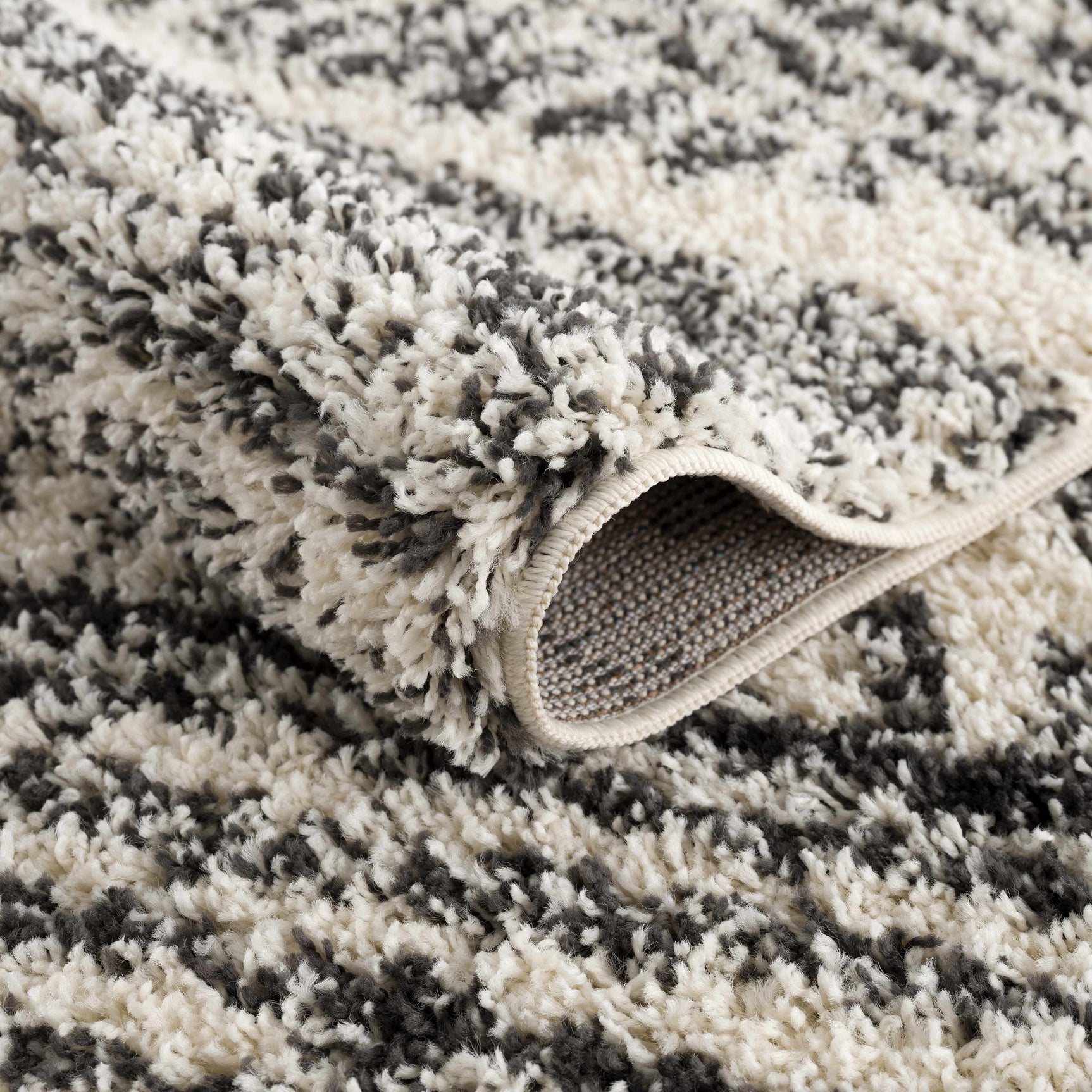 Fishhook Berber Shag Rug - Ornate Home