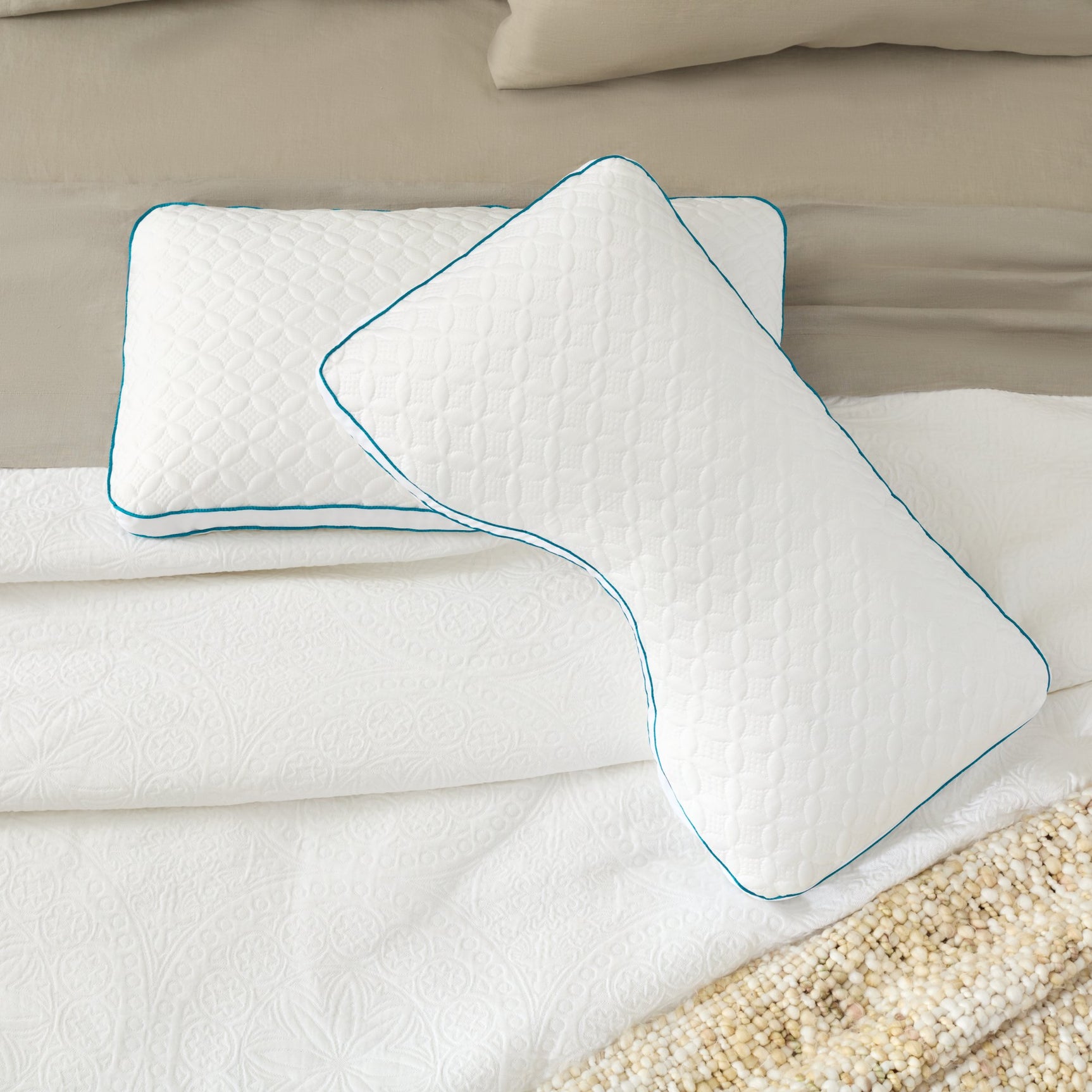 FlexFill™ + HyperChill™ White Queen Shoulder Cutout Pillow - Ornate Home