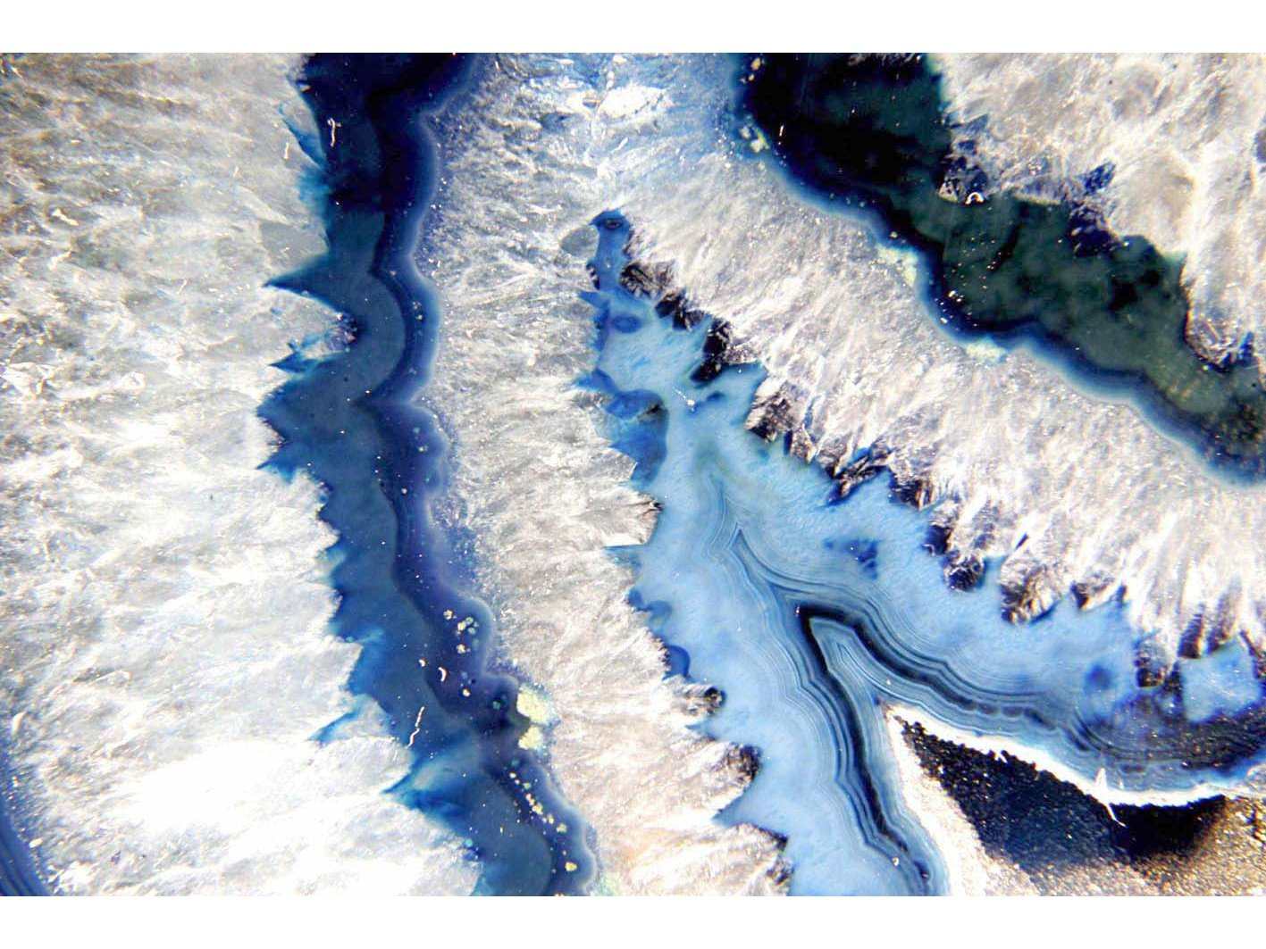 Floating V Tempered Glass w / Foil Wall Art - Ornate Home