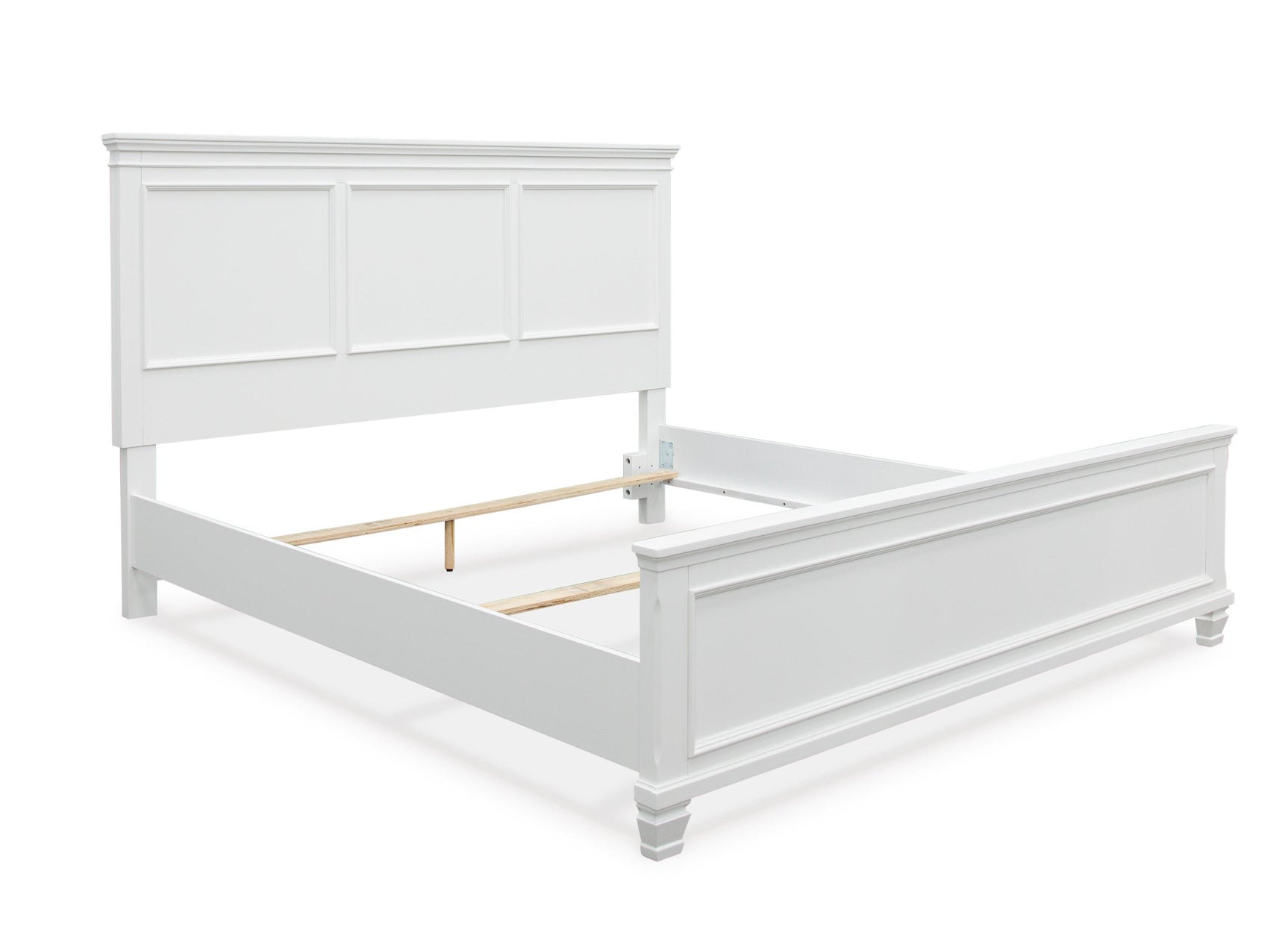 Fortman White California King Panel 6-Piece Bedroom Set w/ 2 Nightstands (Online Special Price) - Ornate Home