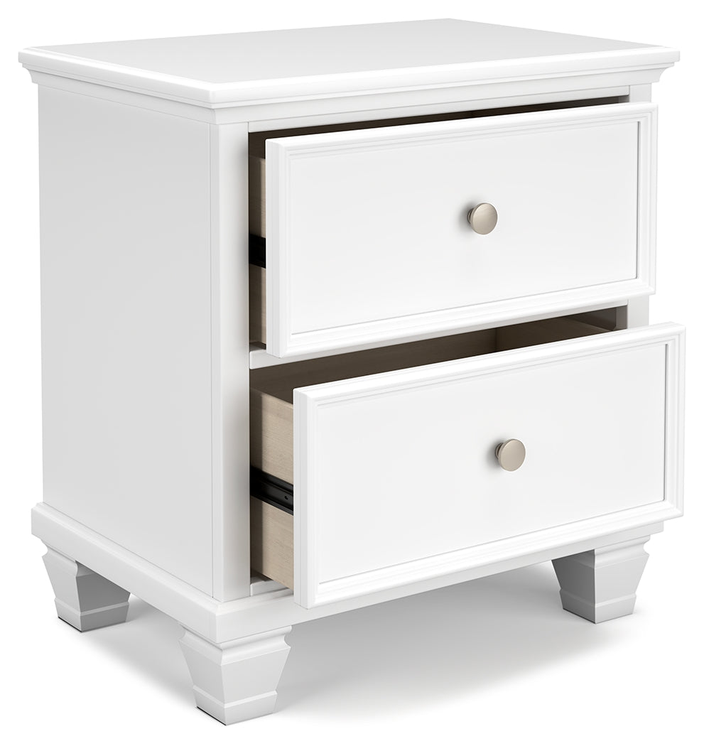 Fortman White Full Panel Bed, Dresser and Nightstand (Online Special Price) - Ornate Home