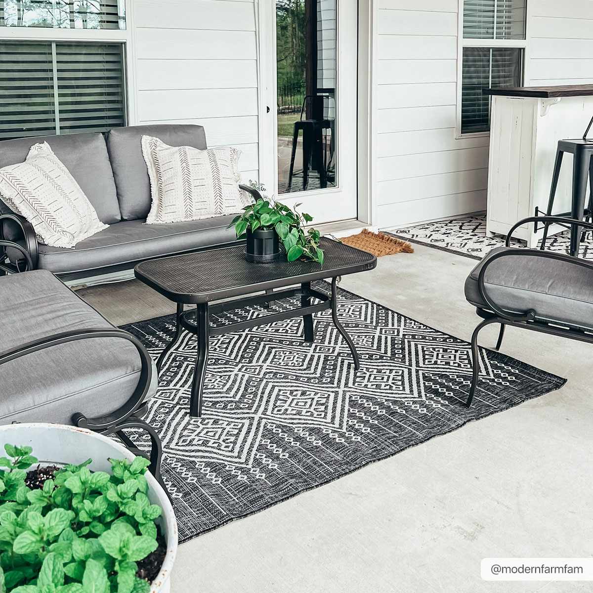 Frankville Black&White All Over Performance Outdoor Rug - Ornate Home