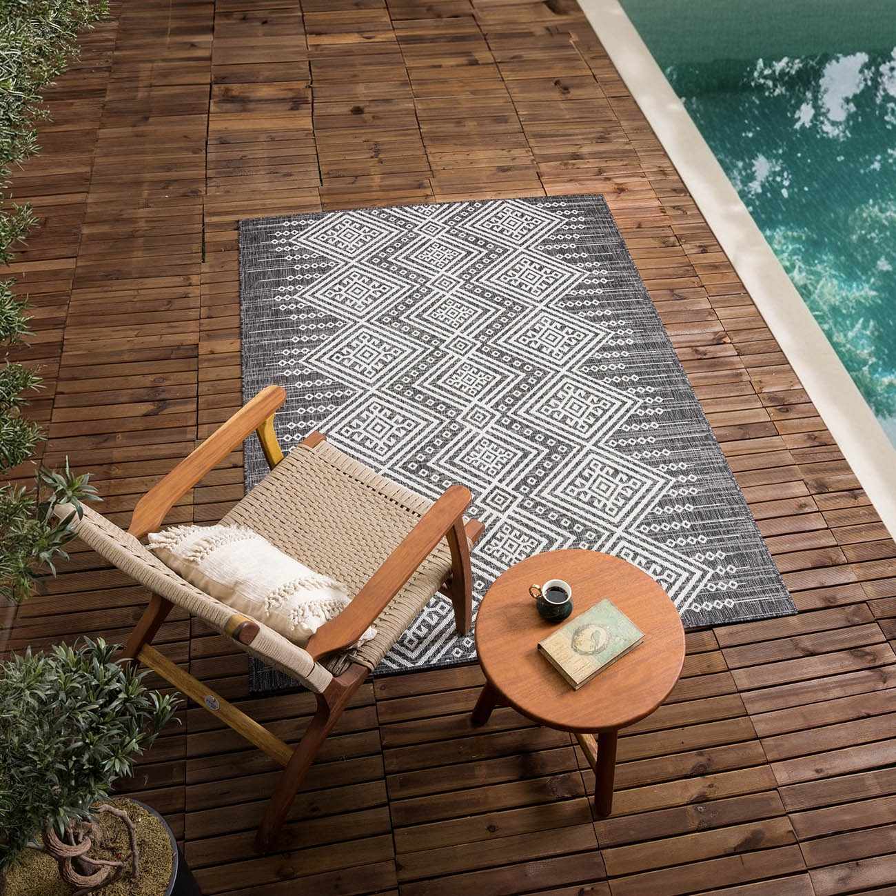 Frankville Black&White All Over Performance Outdoor Rug - Ornate Home