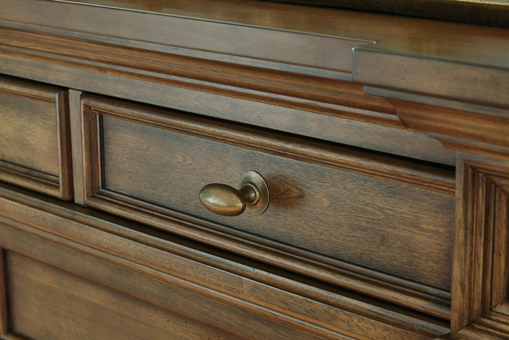 Frantanna Brown Dresser and Mirror (Online Special Price) - Ornate Home