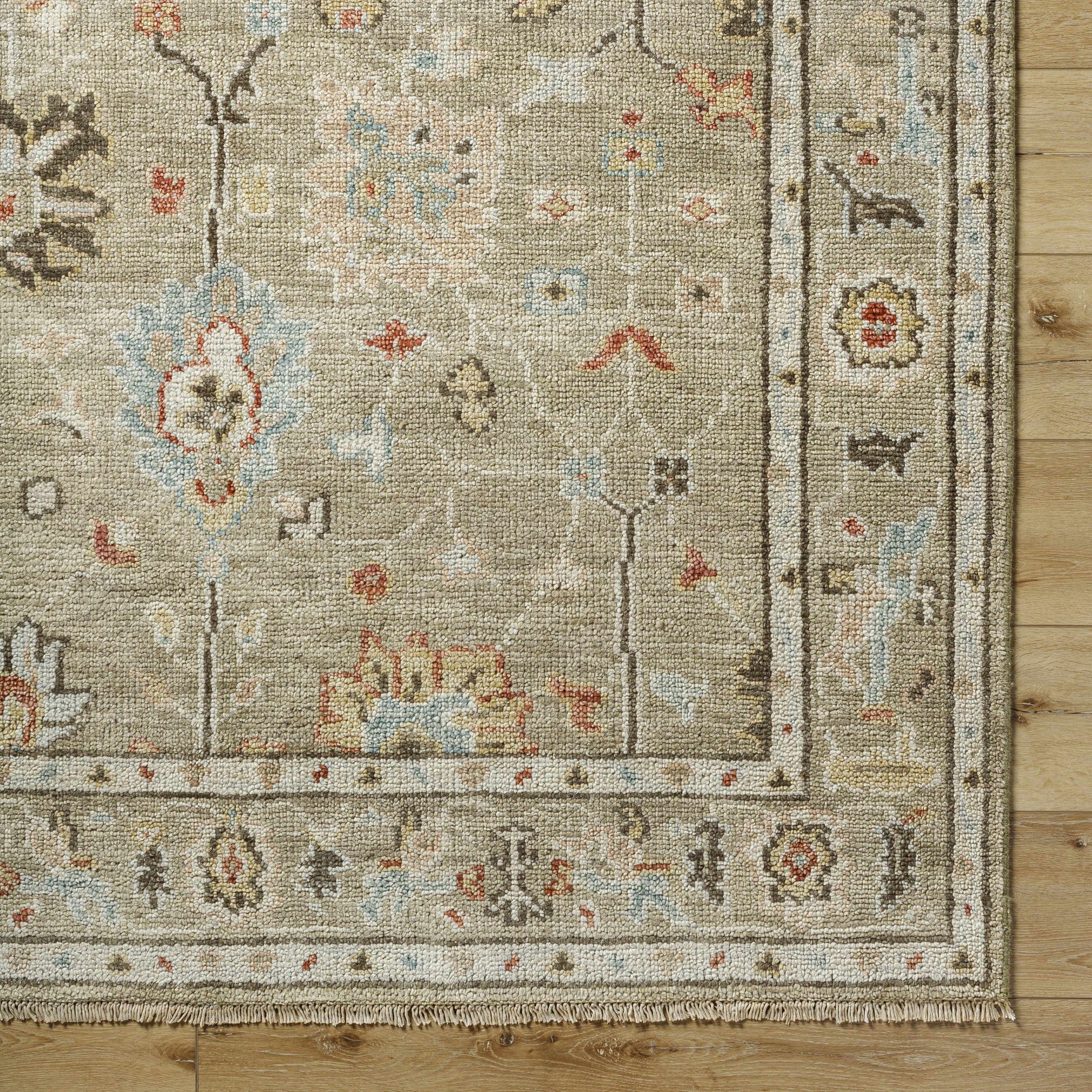Gammad Hand Knotted Wool Area Rug - Clearance