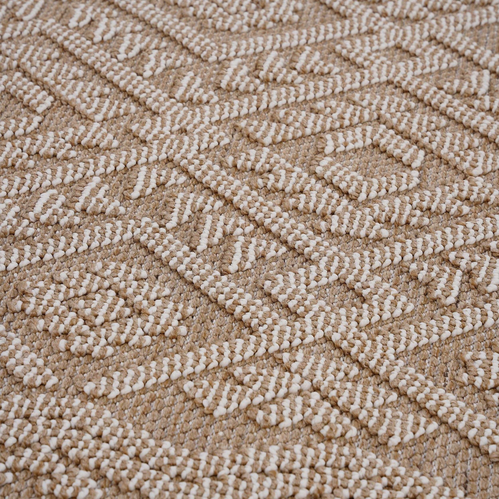 Guros Stylish Indoor Area Rug 5' x 7' - Ornate Home