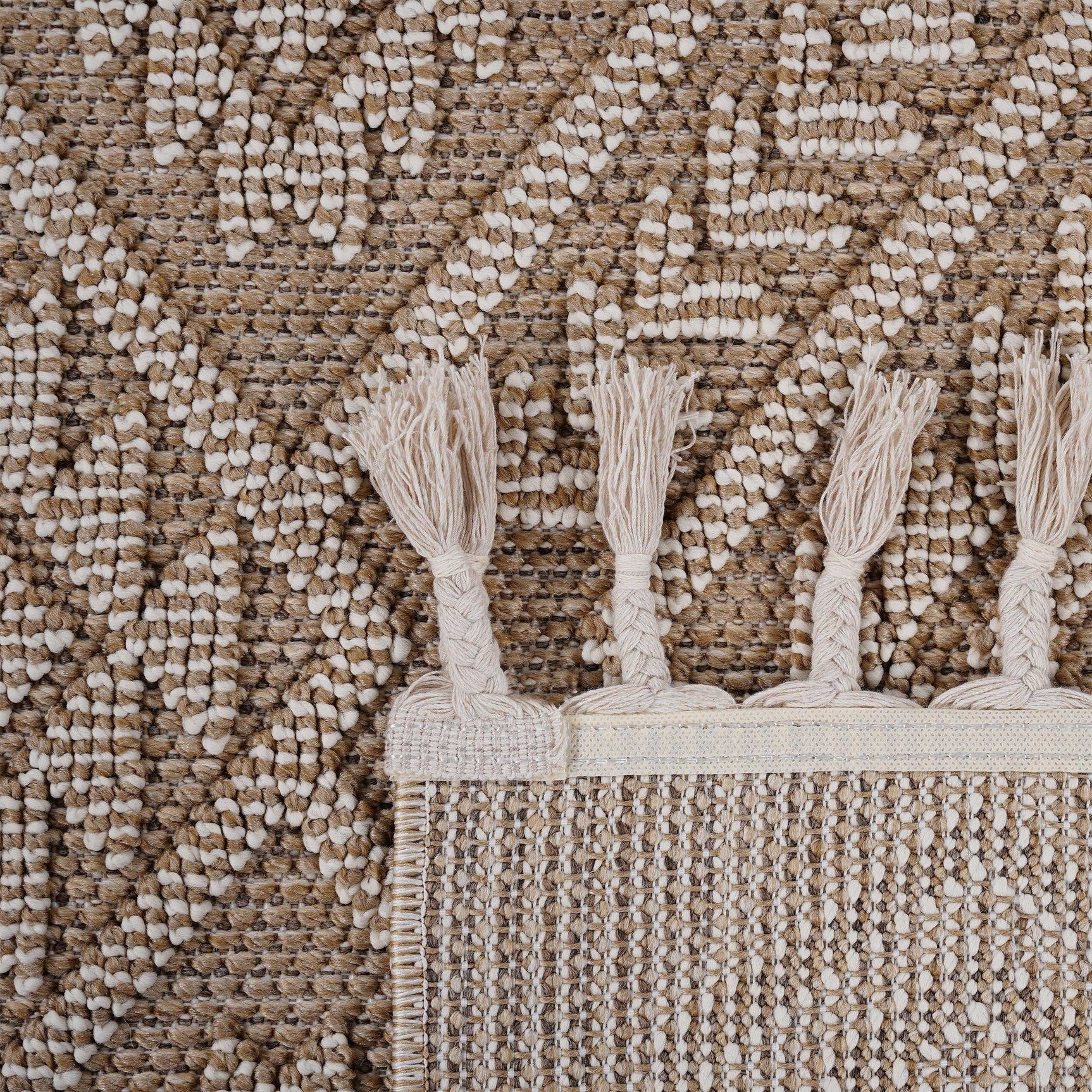 Guros Stylish Indoor Area Rug 5' x 7' - Ornate Home