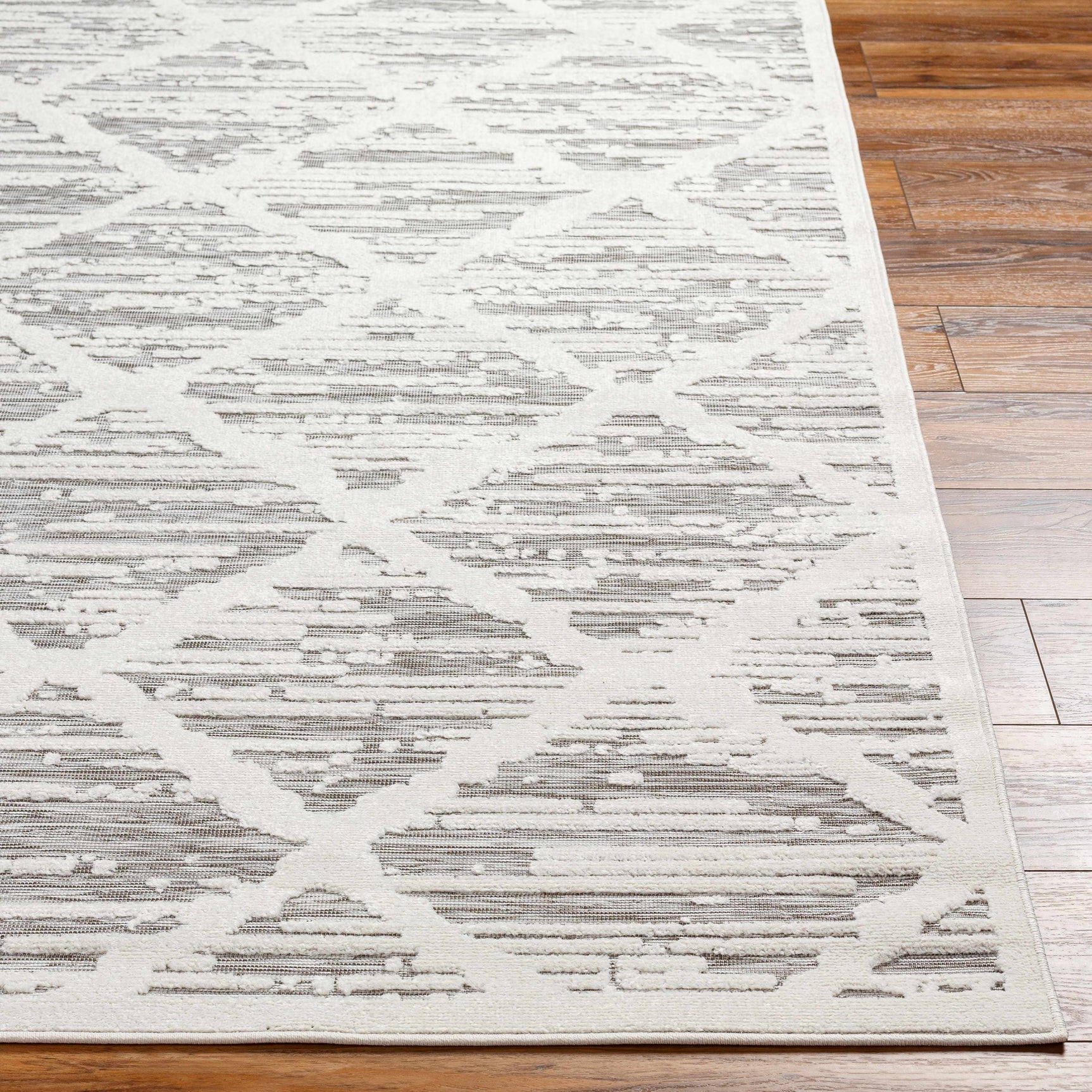 Gambang 3D Trellis Outdoor Area Rug - Clearance - Ornate Home