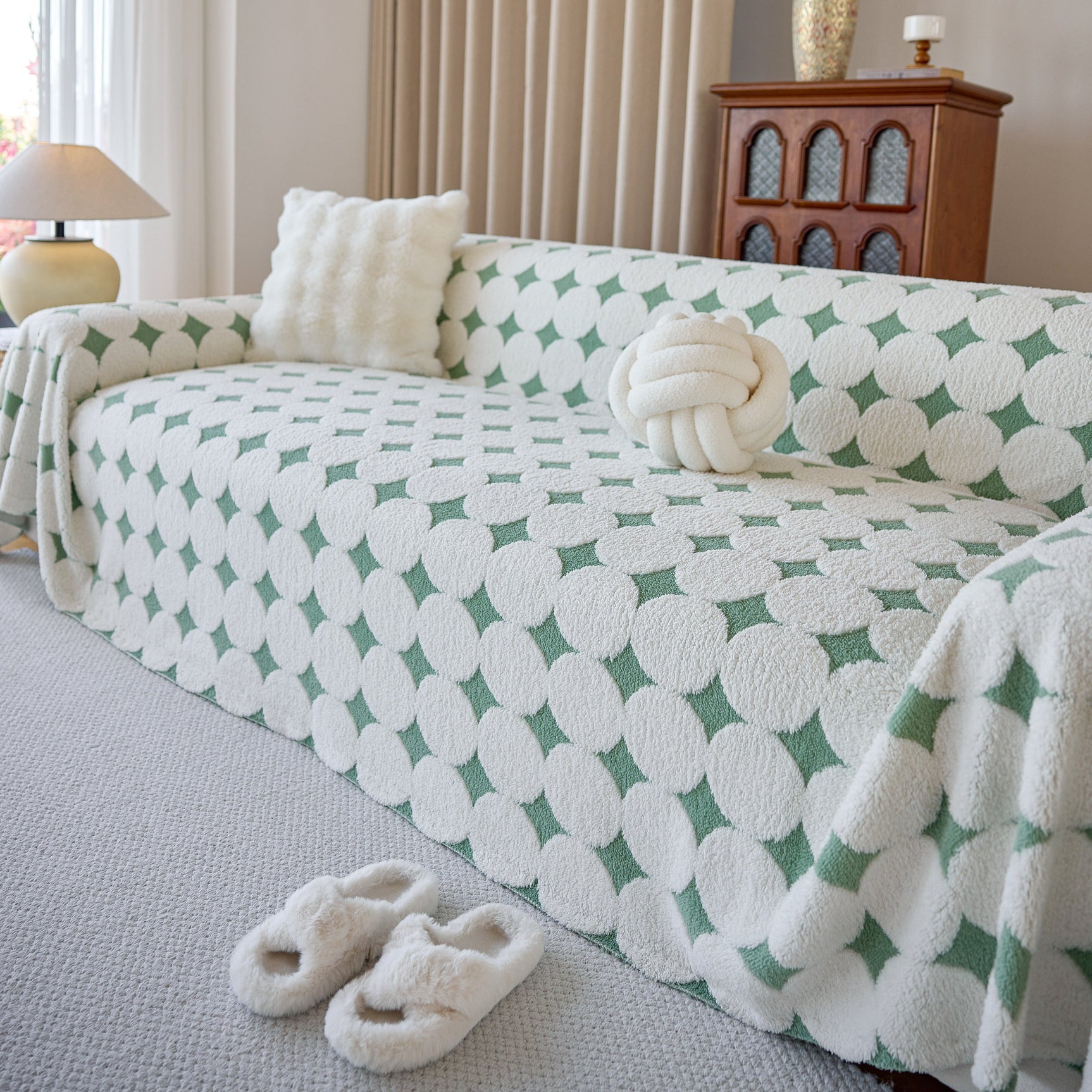 Geometric Jacquard Plush Warm Sofa Couch Cover Coral Fleece Throw Blanket for Couch - Ornate Home