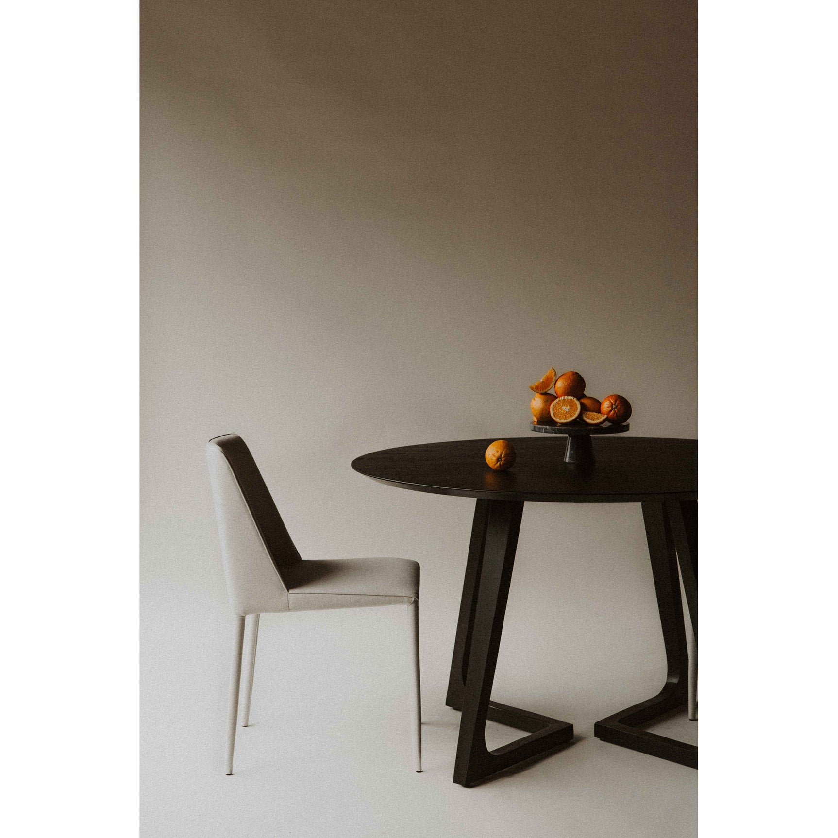 Godenza Black Round Dining Table - Ornate Home