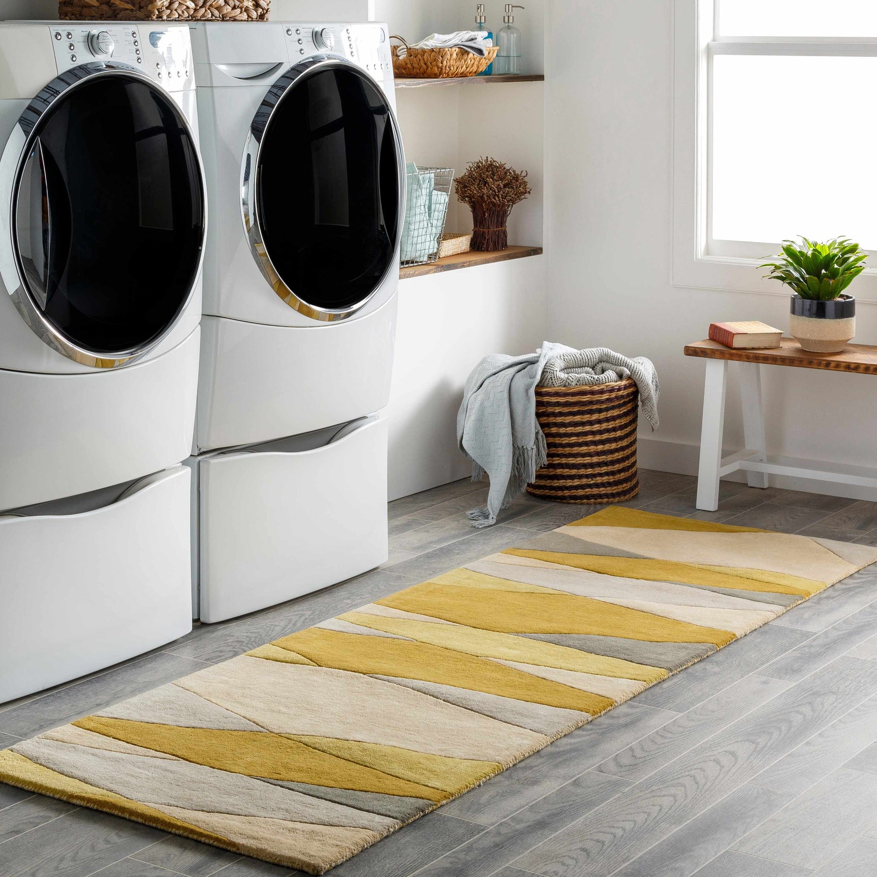 Goodsprings Modern Wool Rug - Ornate Home