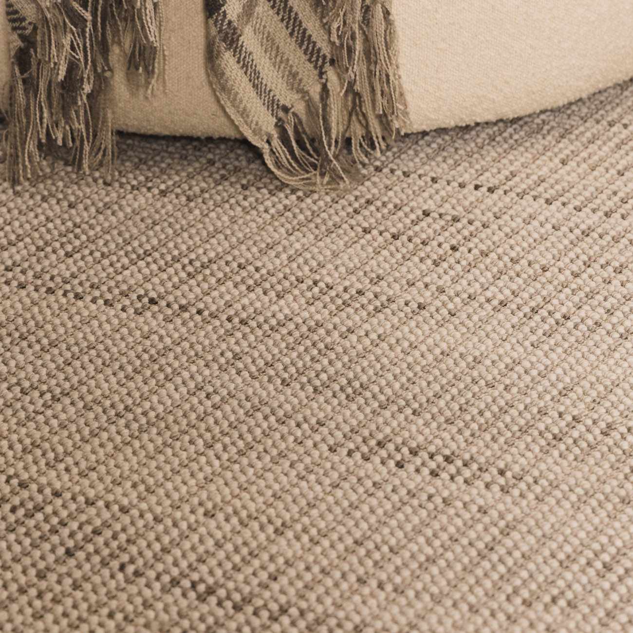 Gowan Cream Area Rug - Ornate Home