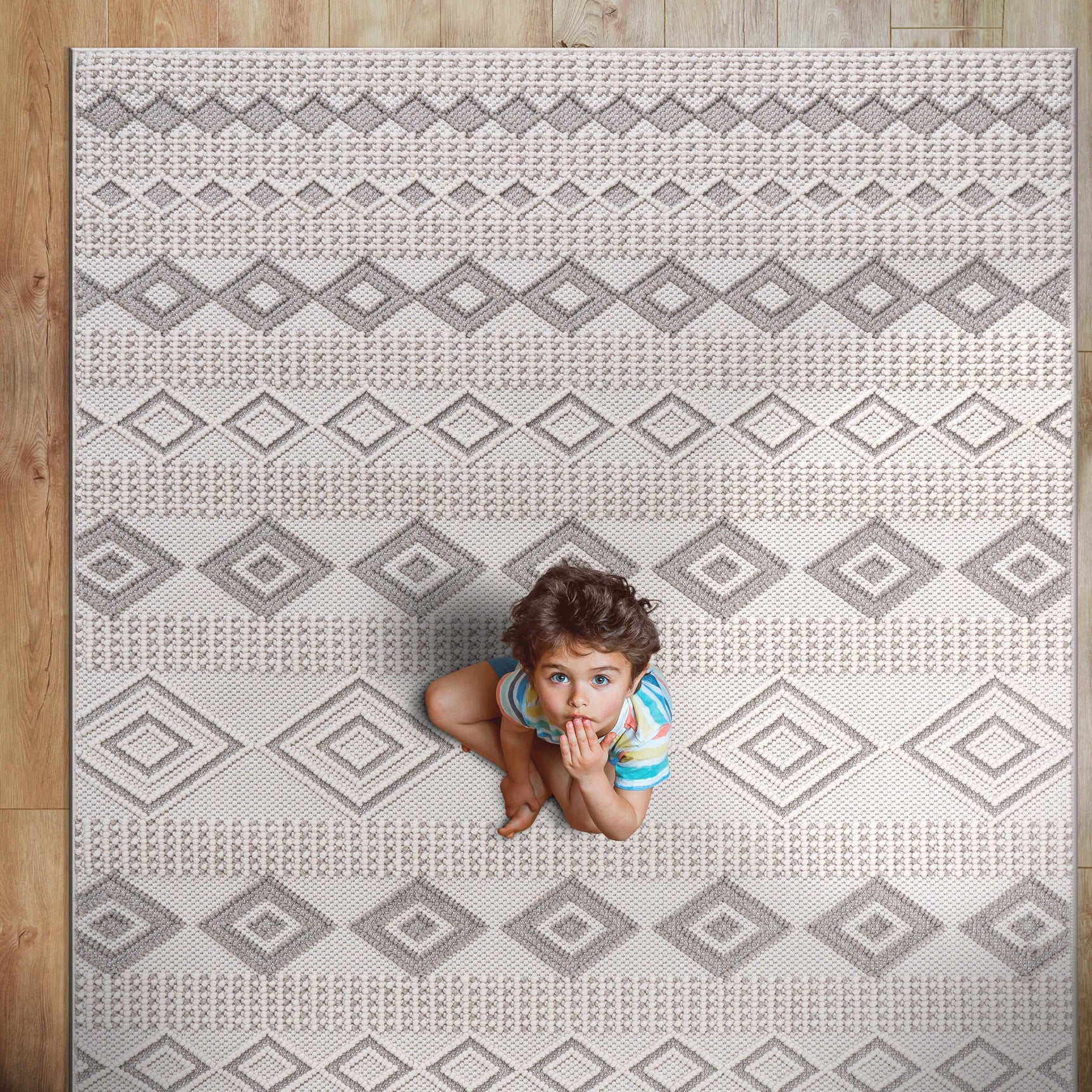 Goya Woven Non-Slip Geometric Diamond Pattern Indoor Area Rug - Ornate Home