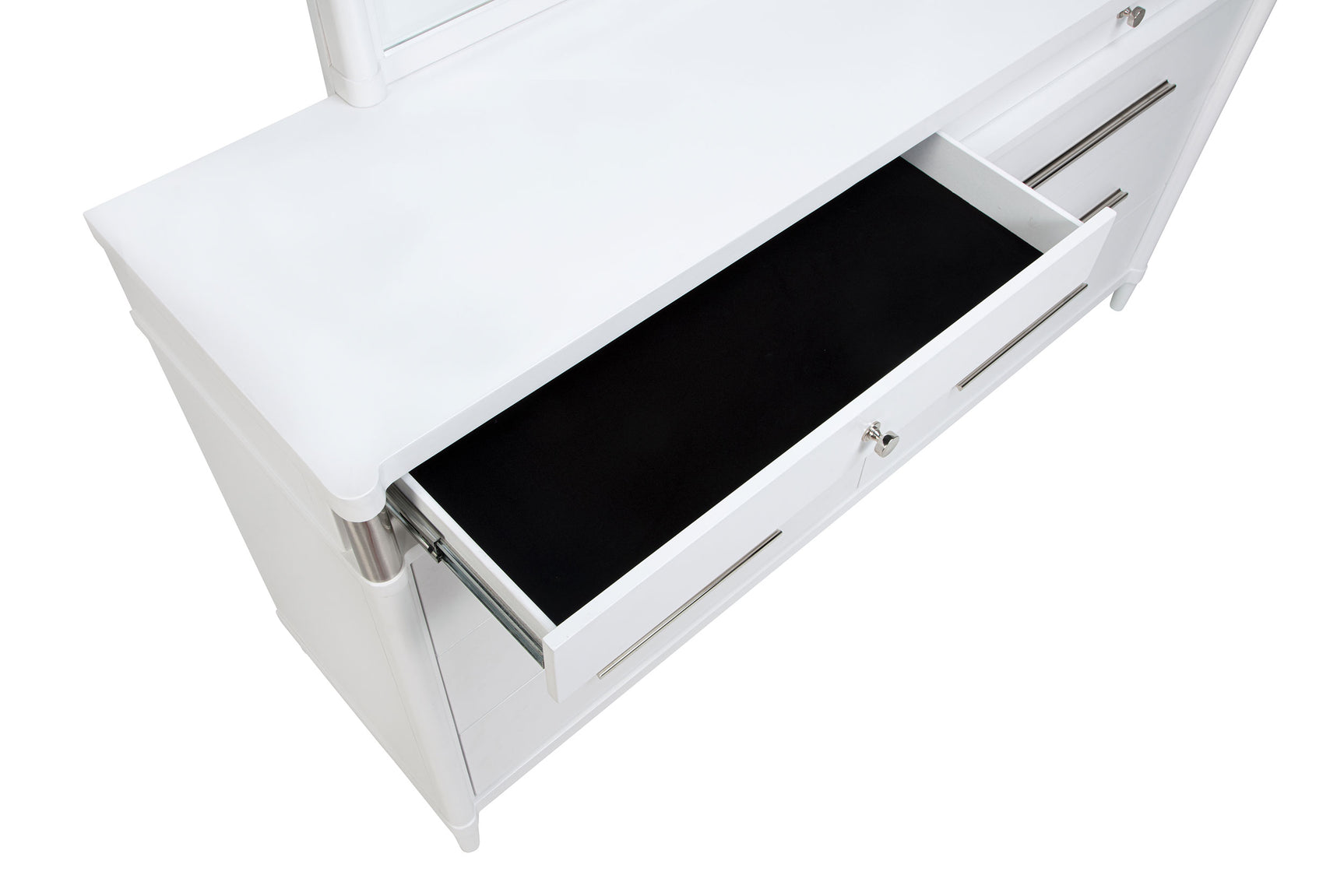 Gracemont White 8-drawer Bedroom Dresser Cabinet - Ornate Home