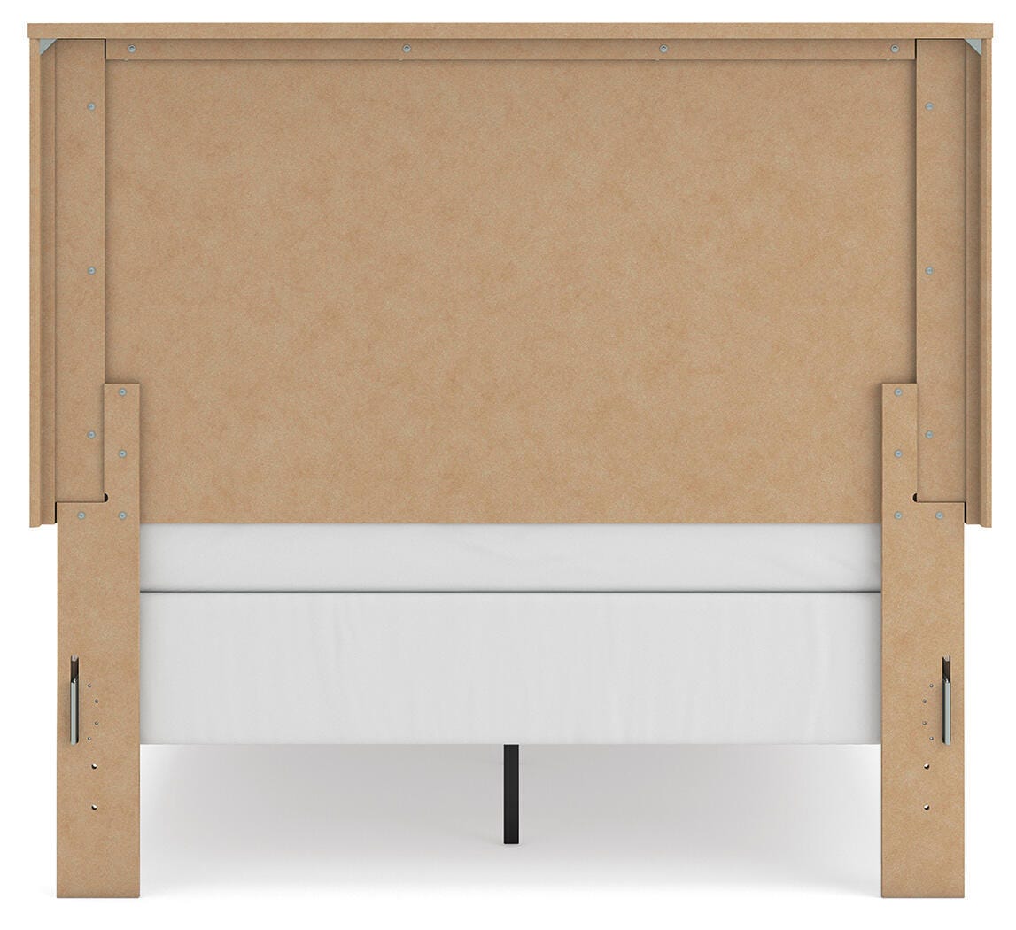 Gramburg Warm Natural Brown Full Panel Bed - Ornate Home