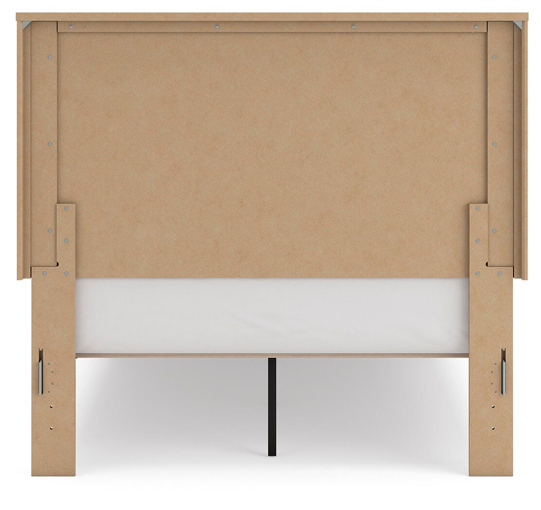 Gramburg Warm Natural Brown Full Panel Platform Bed - Ornate Home