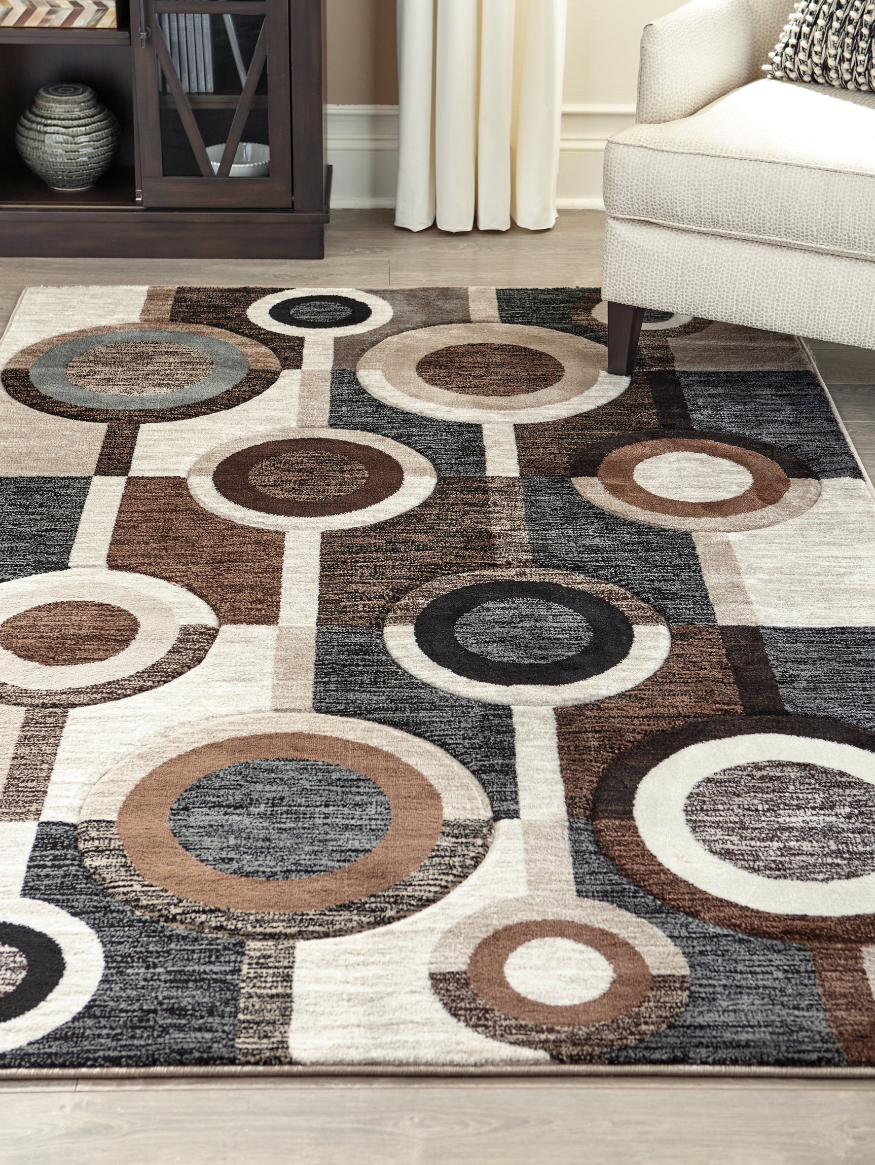 Guintte 5' x 6'7" Rug (Online Special Price) - Ornate Home