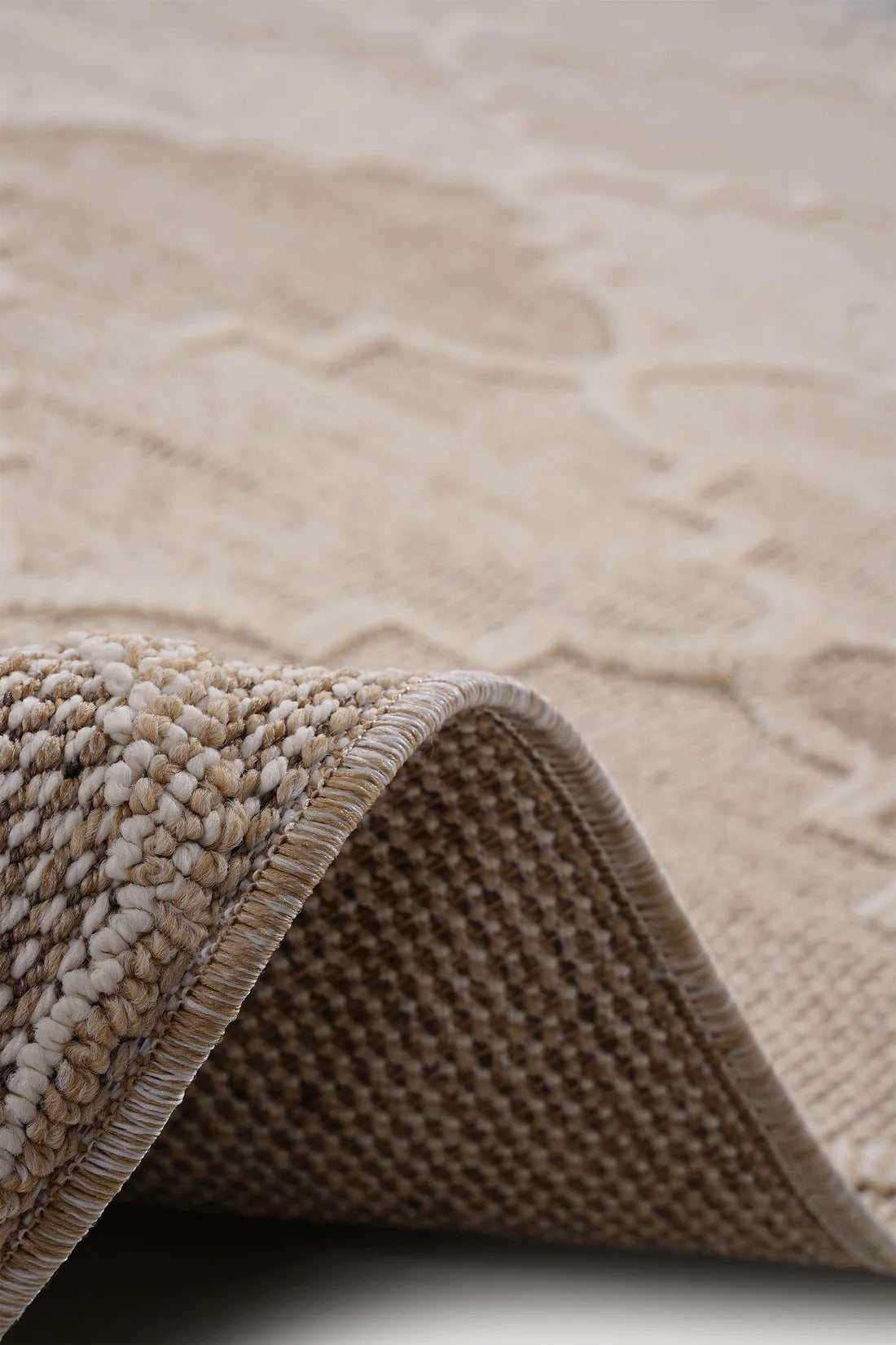 Guros Stylish Indoor Area Rug 5' x 7' - Ornate Home