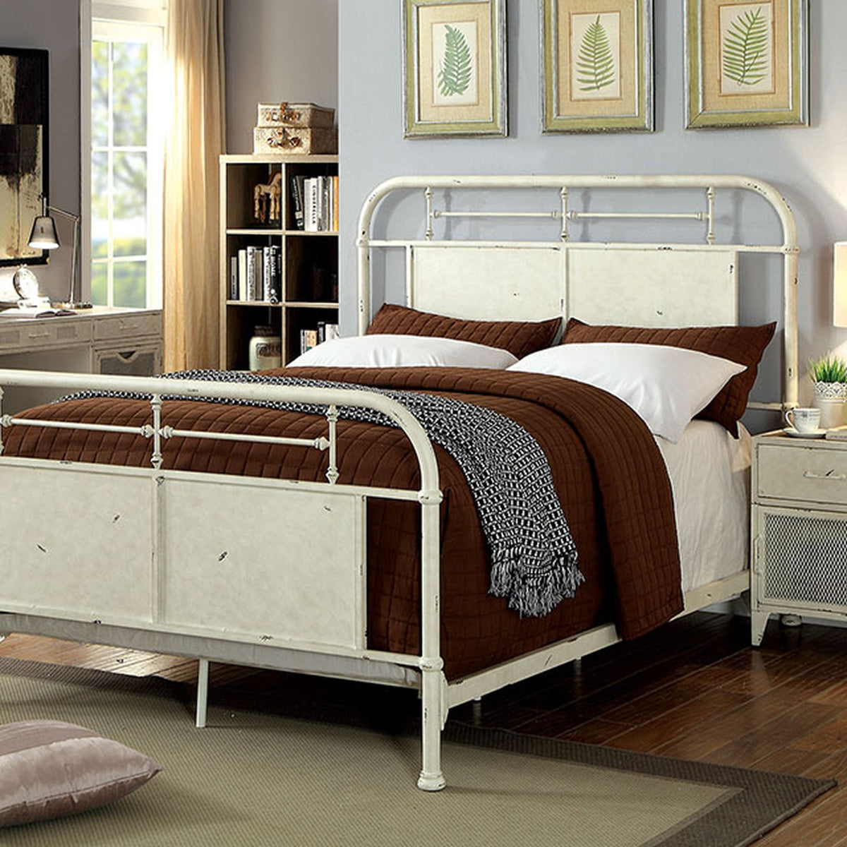 Haldus Distressed White E.King Bed - Ornate Home