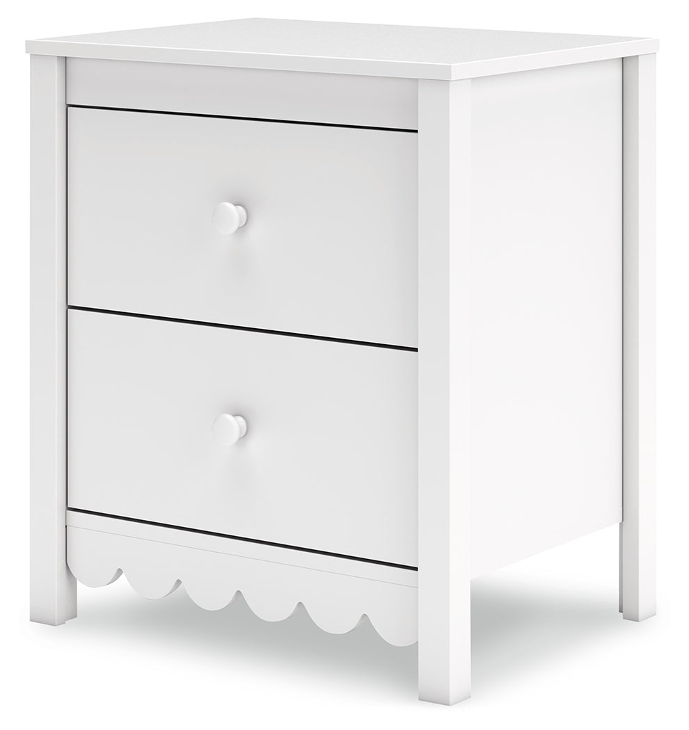 Hallityn White Nightstand - Ornate Home