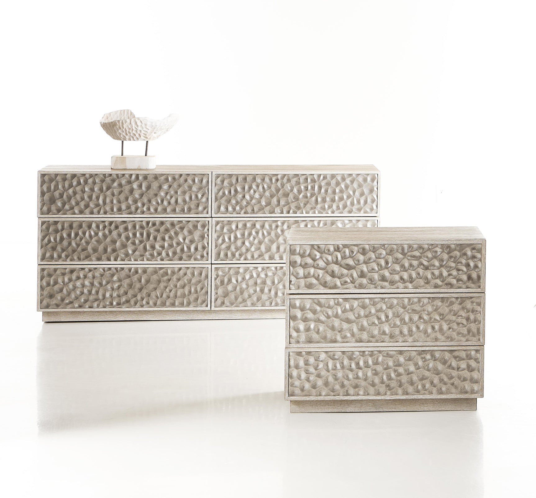 Hansby Trevin / Graphite Dresser - Ornate Home