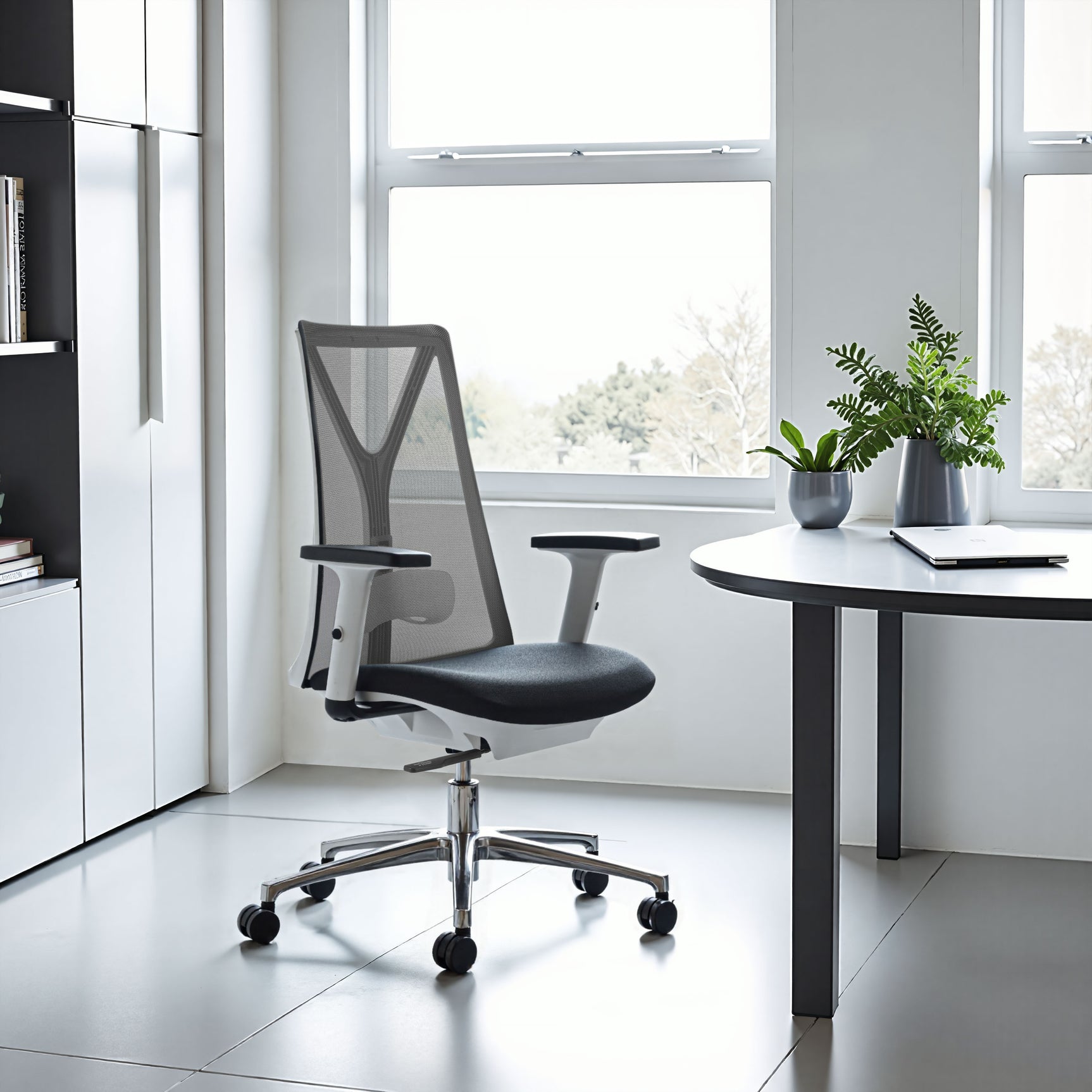 Hasso Black Office Chair