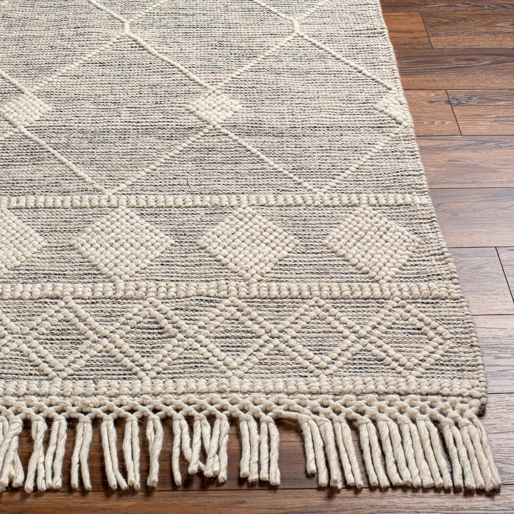 Hemingway Wool Rug with Tassels - Clearance - Ornate Home