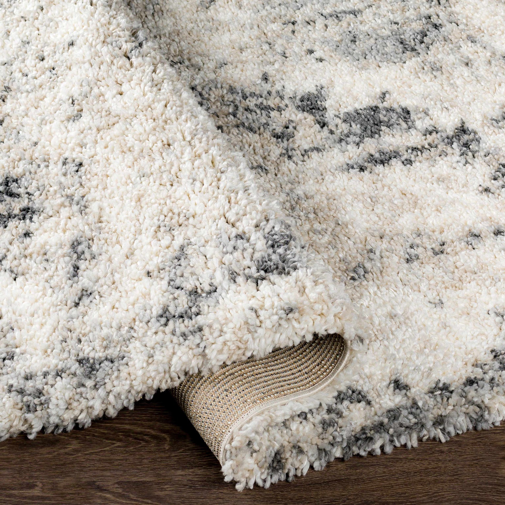 Hilotongan Plush Abstract Area Rug - Ornate Home