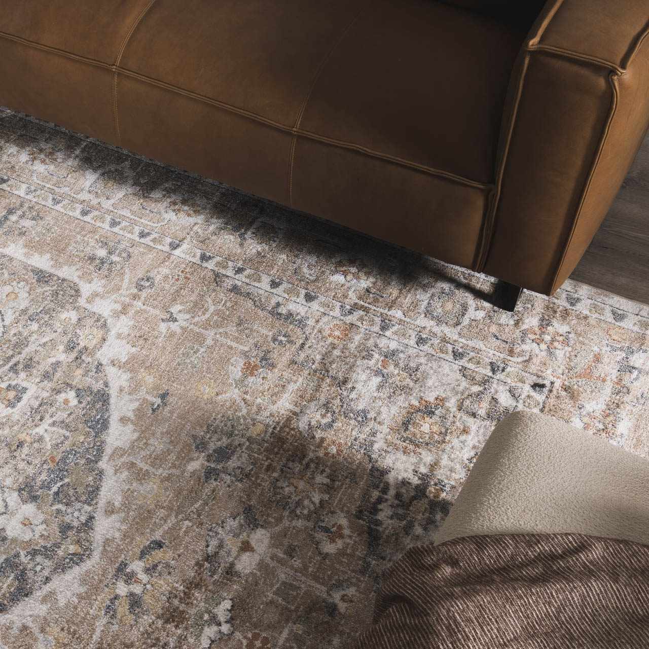 Hiti Beige Flat Pile Washable Rug - Ornate Home