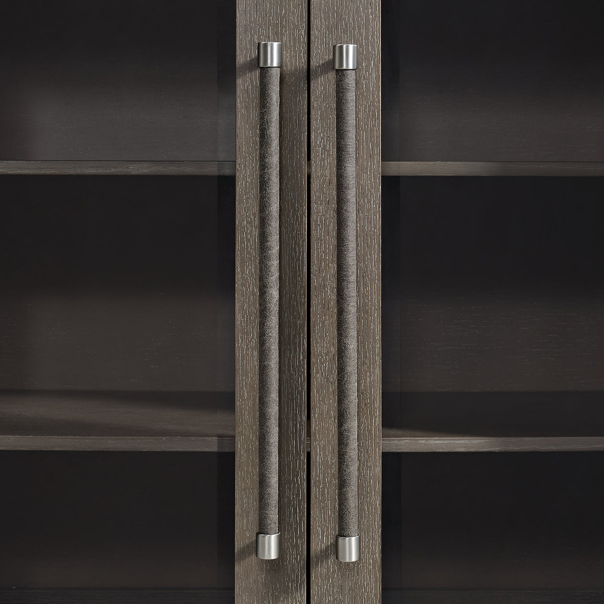 Hollywood Park Dark Grey Curio