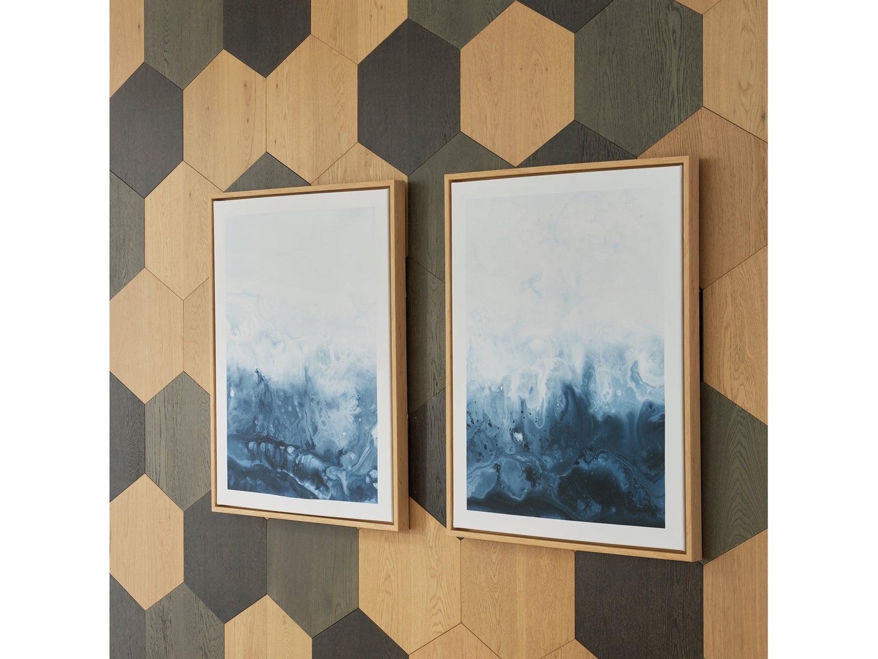 Holport Blue/White Wall Art (Set of 2) - Ornate Home