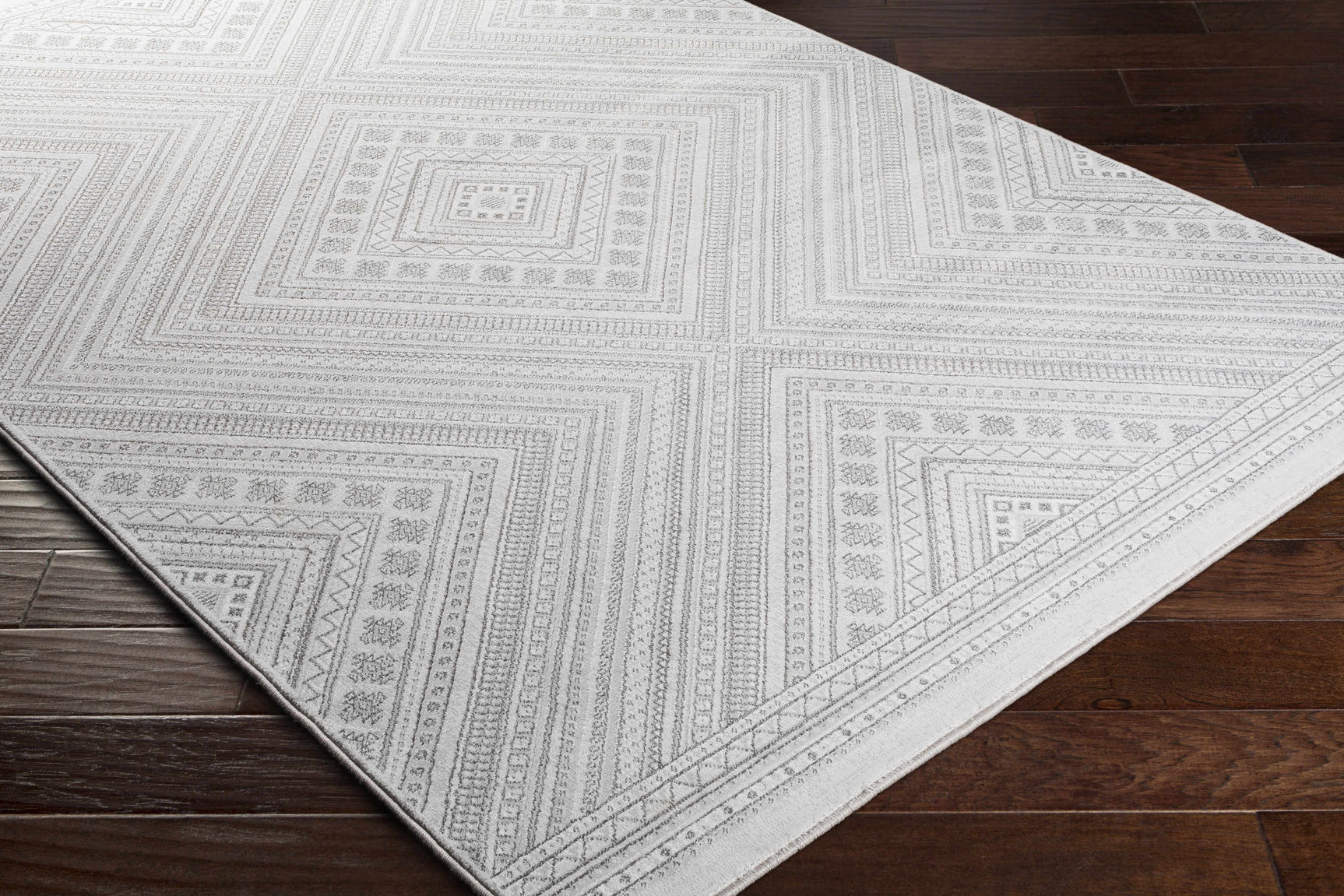 Holytown 5x7 Gray Geometric Rug - Clearance - Ornate Home