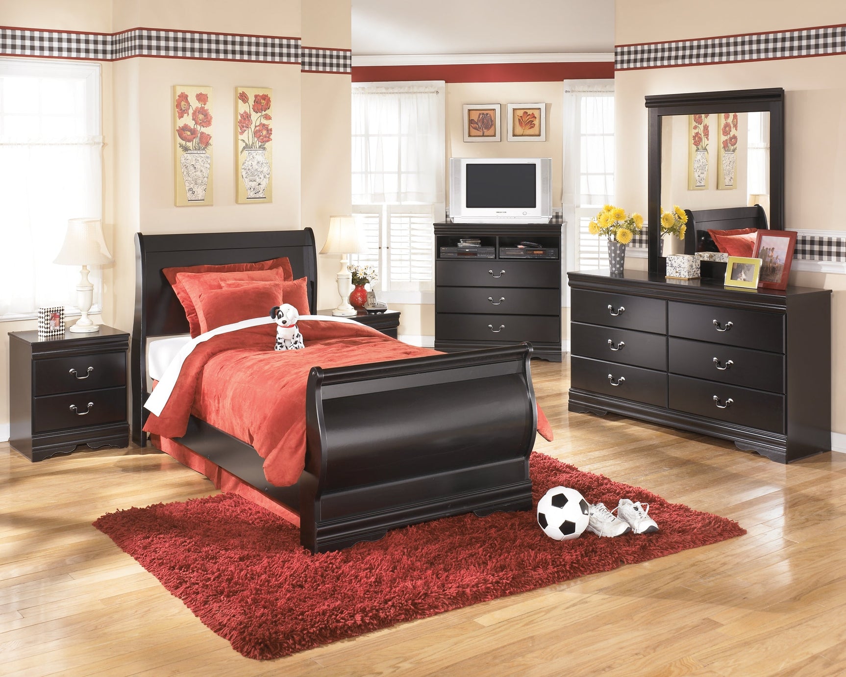 Huey Vineyard Black Dresser - Ornate Home