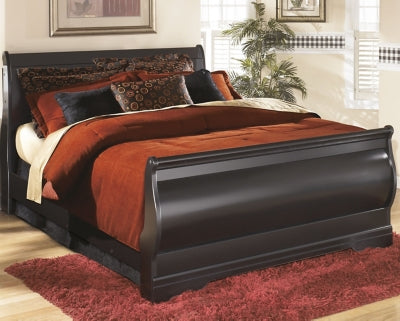 Huey Vineyard Black Queen Bedroom Set with Mirrored Dresser and Nightstand (Online Special Price) - Ornate Home