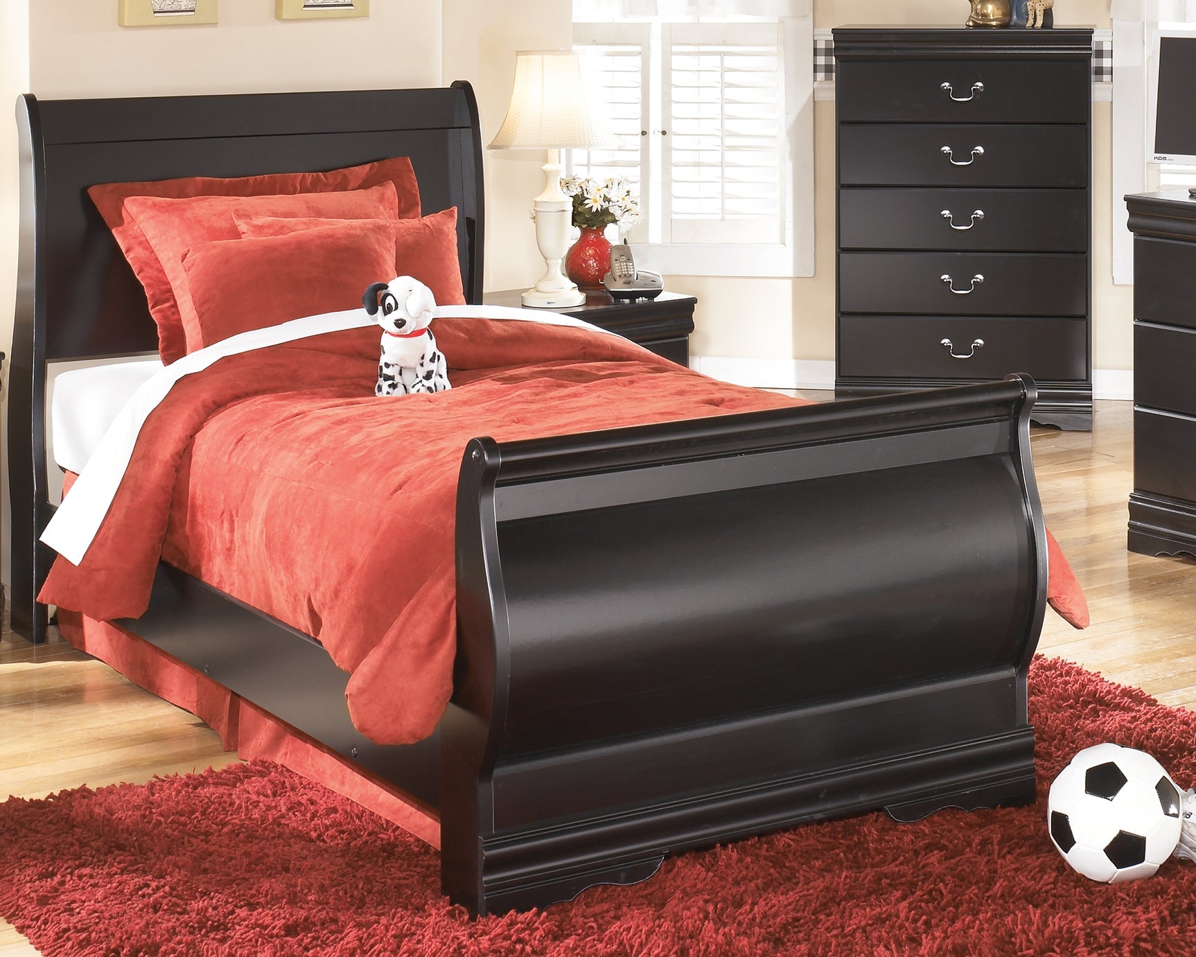 Huey Vineyard Black Twin Sleigh Bed (Online Special Price) - Ornate Home
