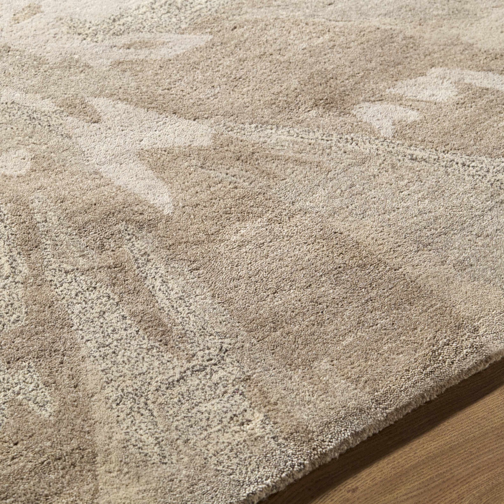 Ilfeld Athena Gray Floral Wool Rug - Ornate Home